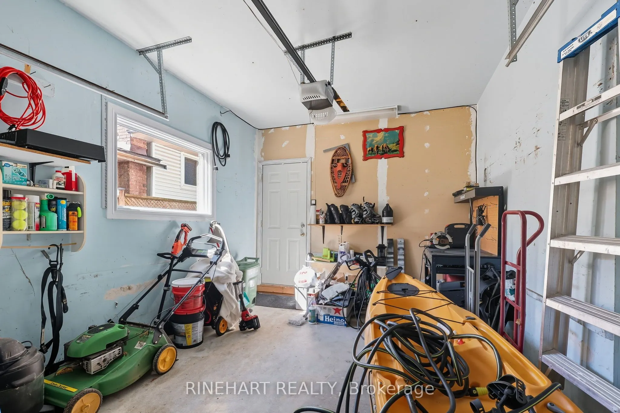 10 Alayne Crescent