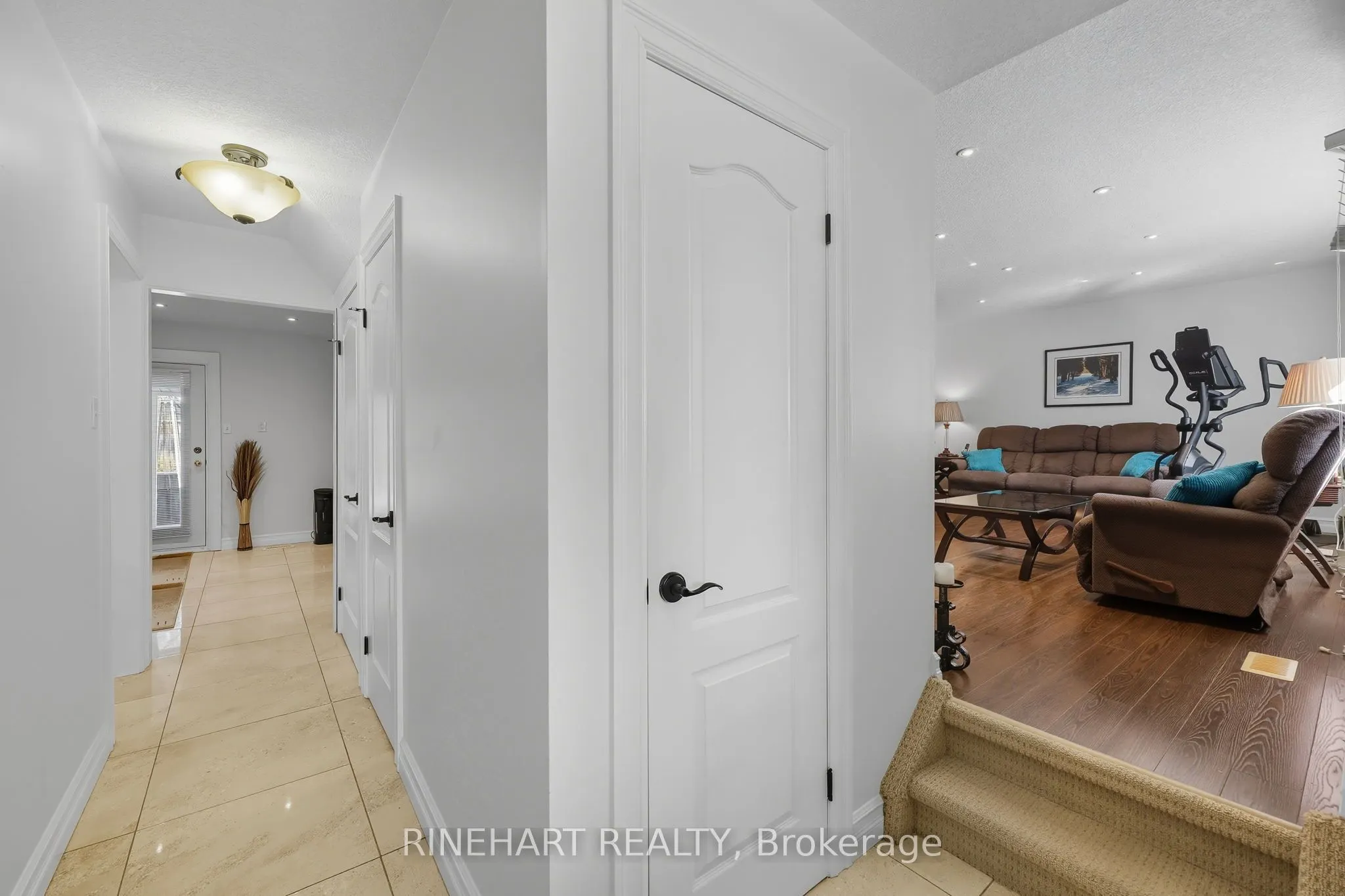 10 Alayne Crescent