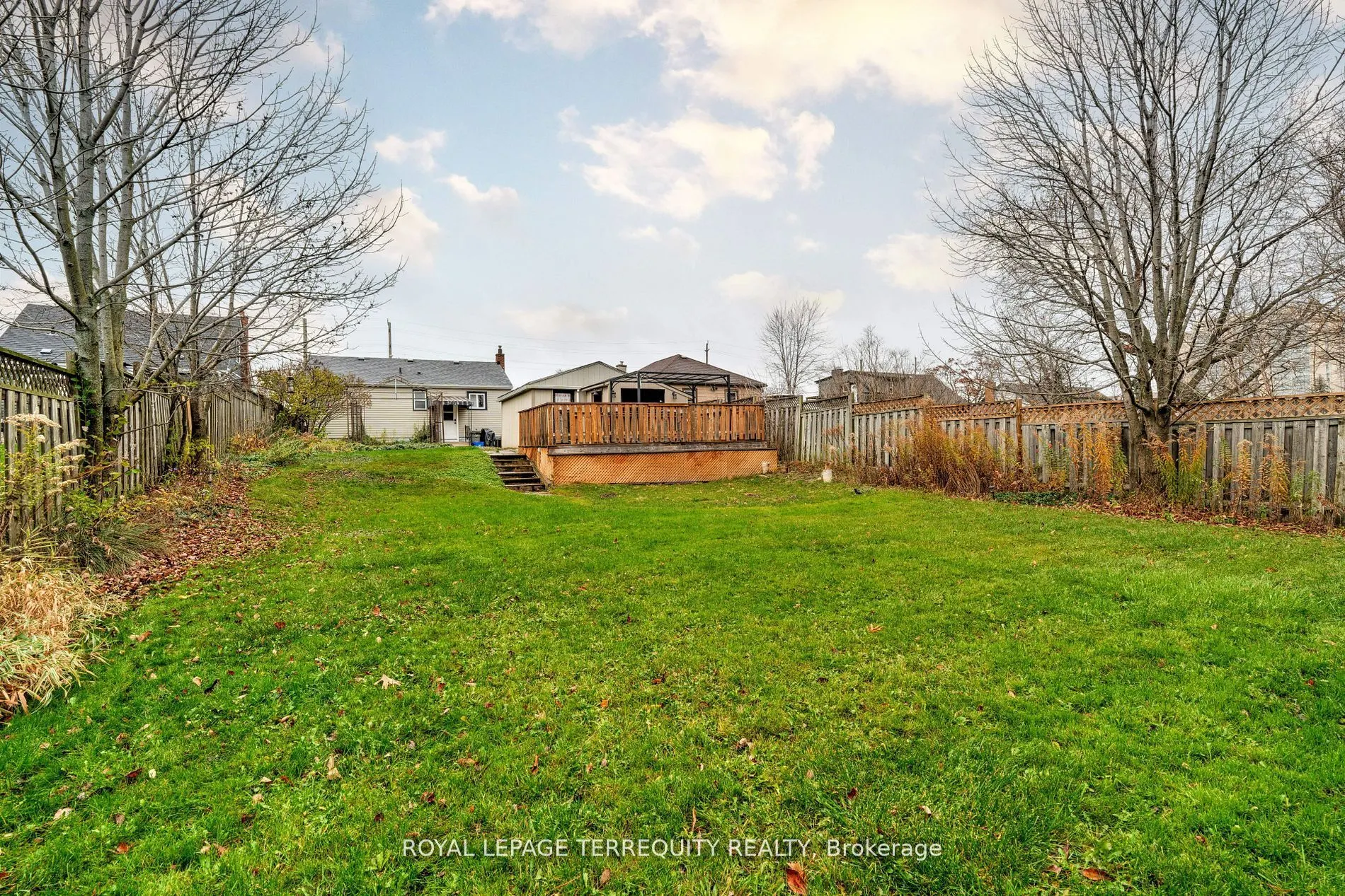 739 Upper Gage Avenue