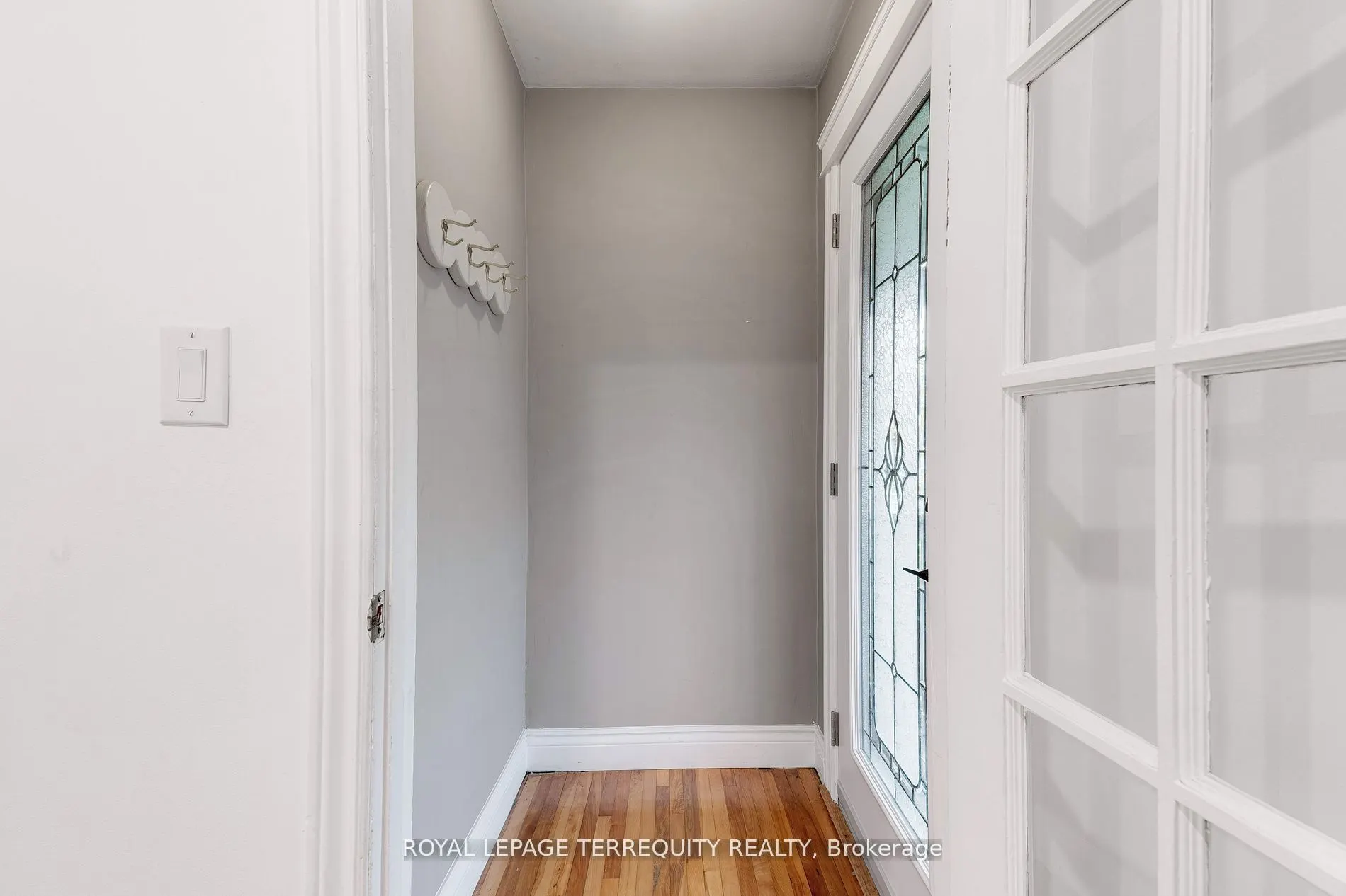 739 Upper Gage Avenue