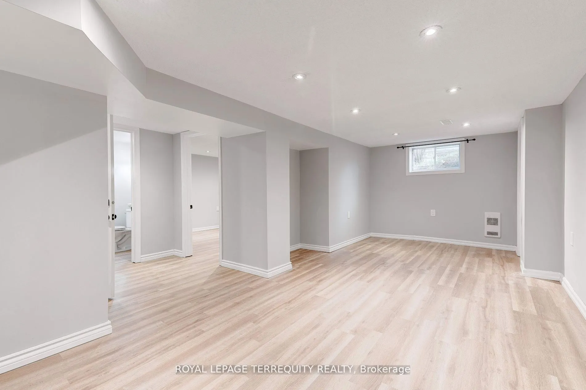 739 Upper Gage Avenue