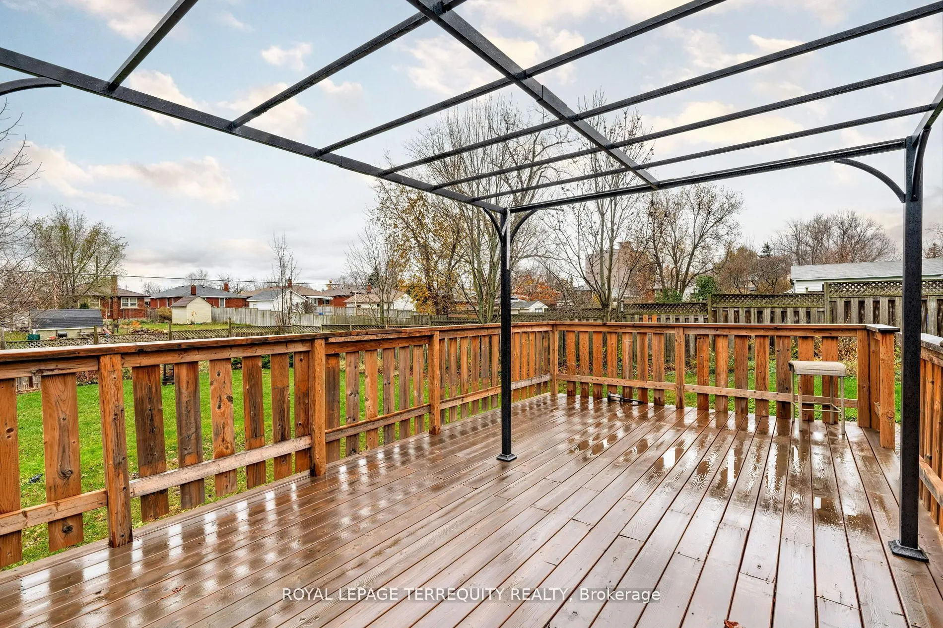 739 Upper Gage Avenue