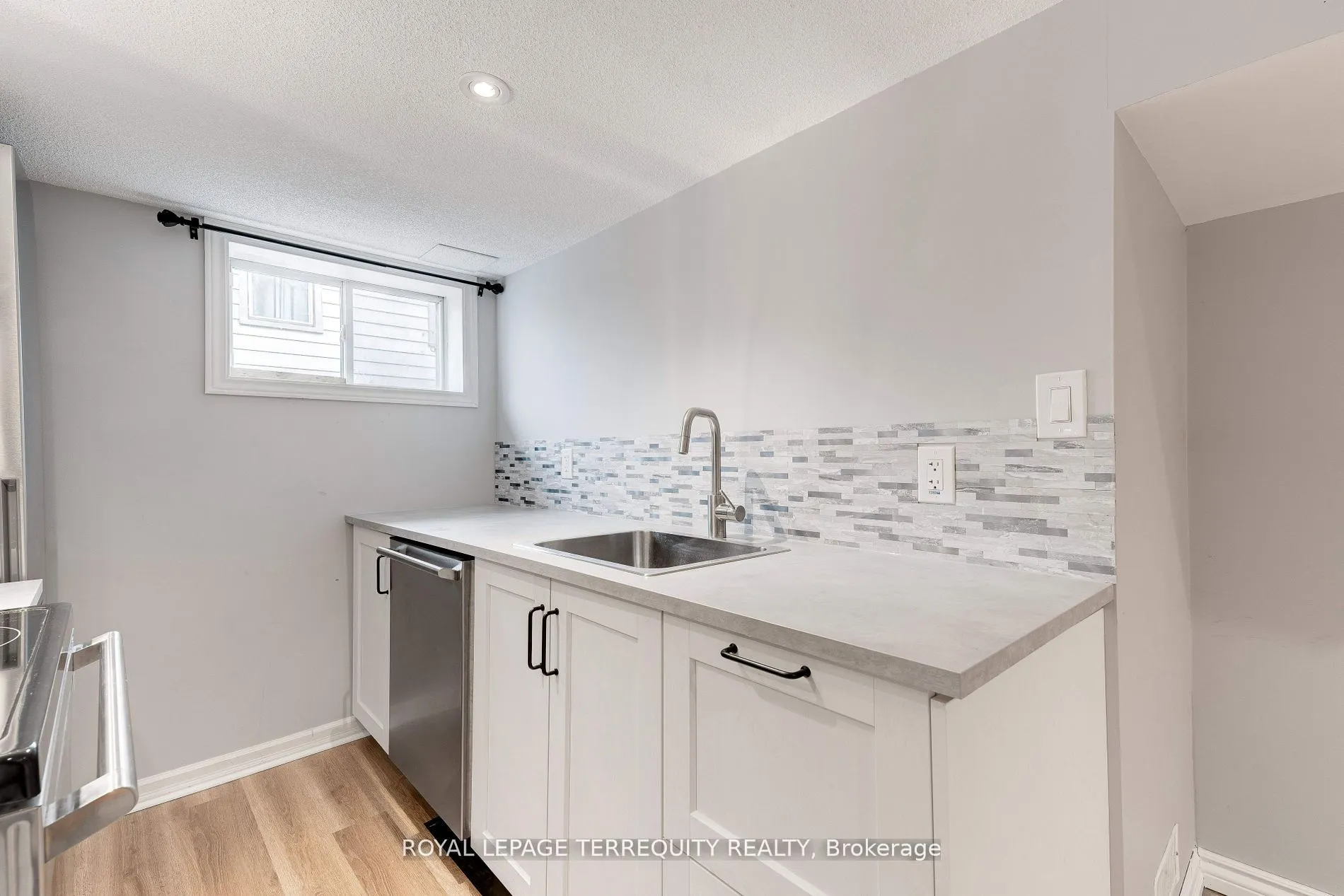 739 Upper Gage Avenue