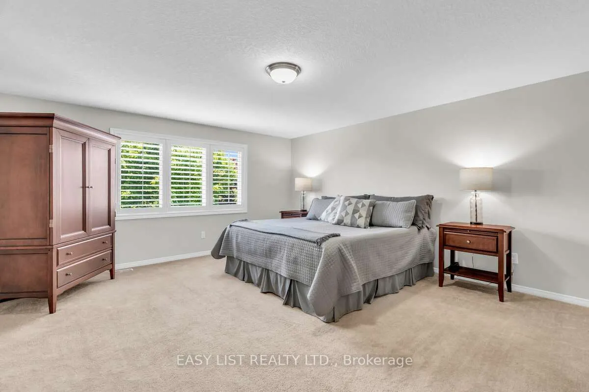 53 Grey Oak Drive
