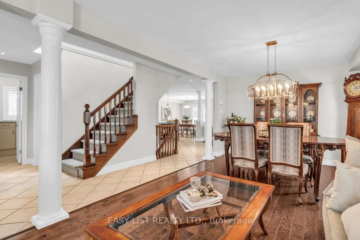 53 Grey Oak Drive