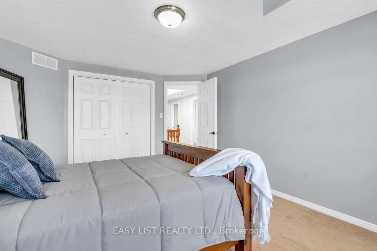 53 Grey Oak Drive