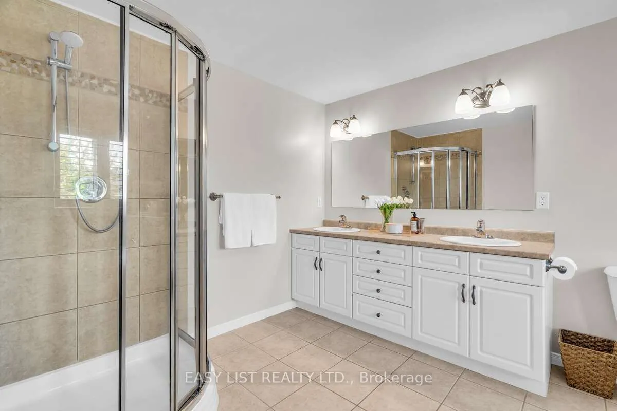 53 Grey Oak Drive