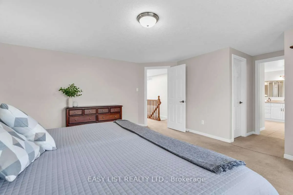 53 Grey Oak Drive