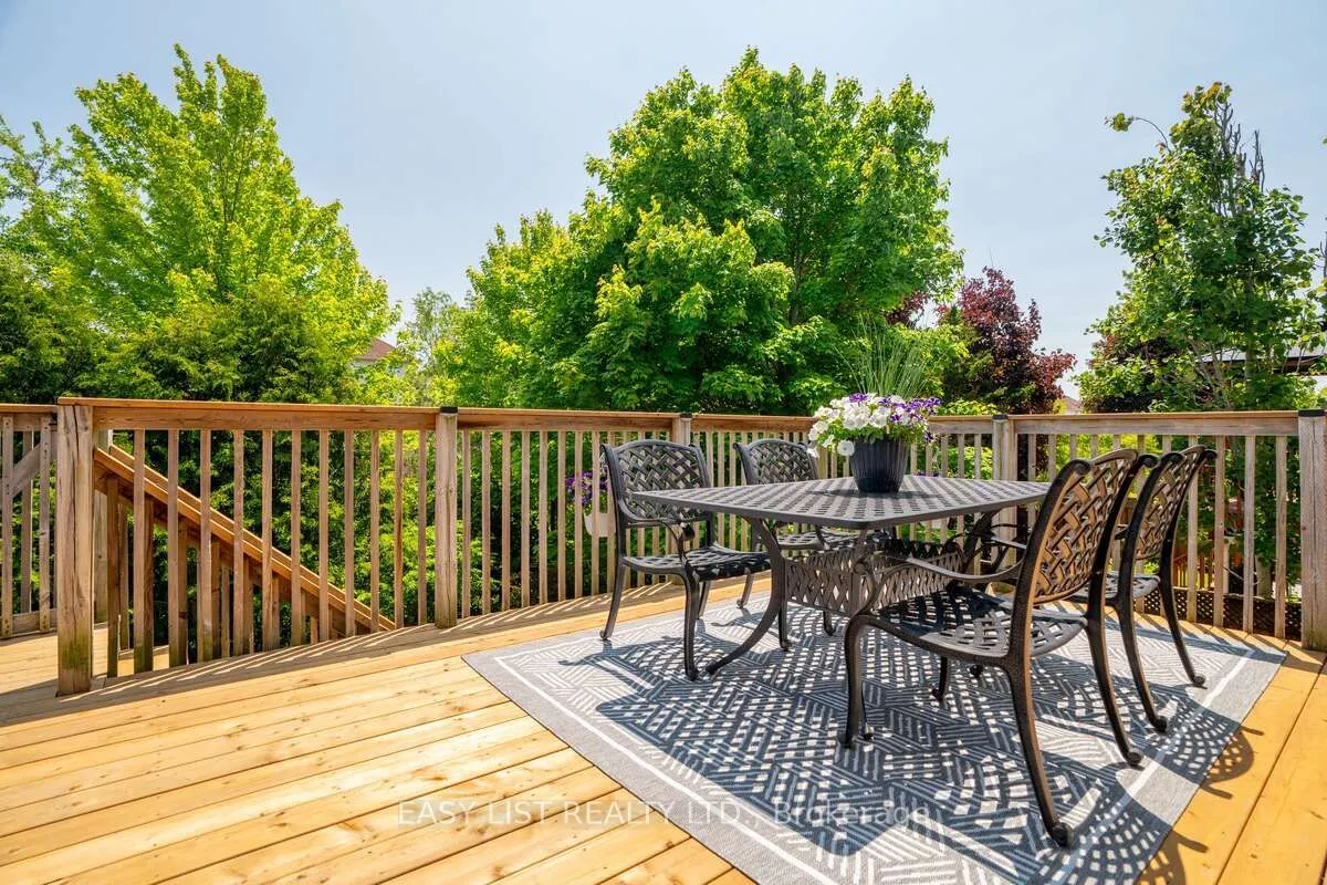 53 Grey Oak Drive