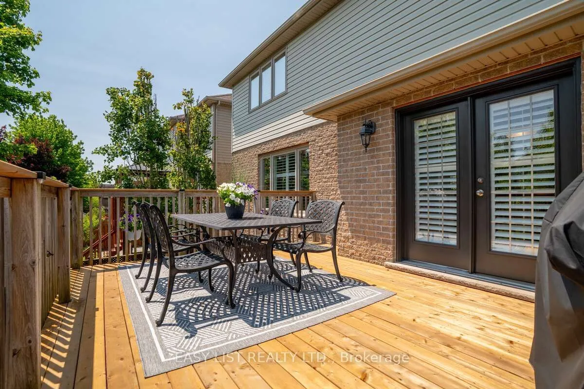 53 Grey Oak Drive
