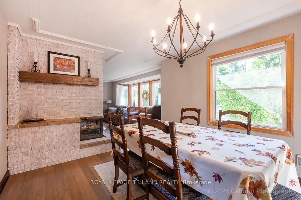 749 Commissioners Road W