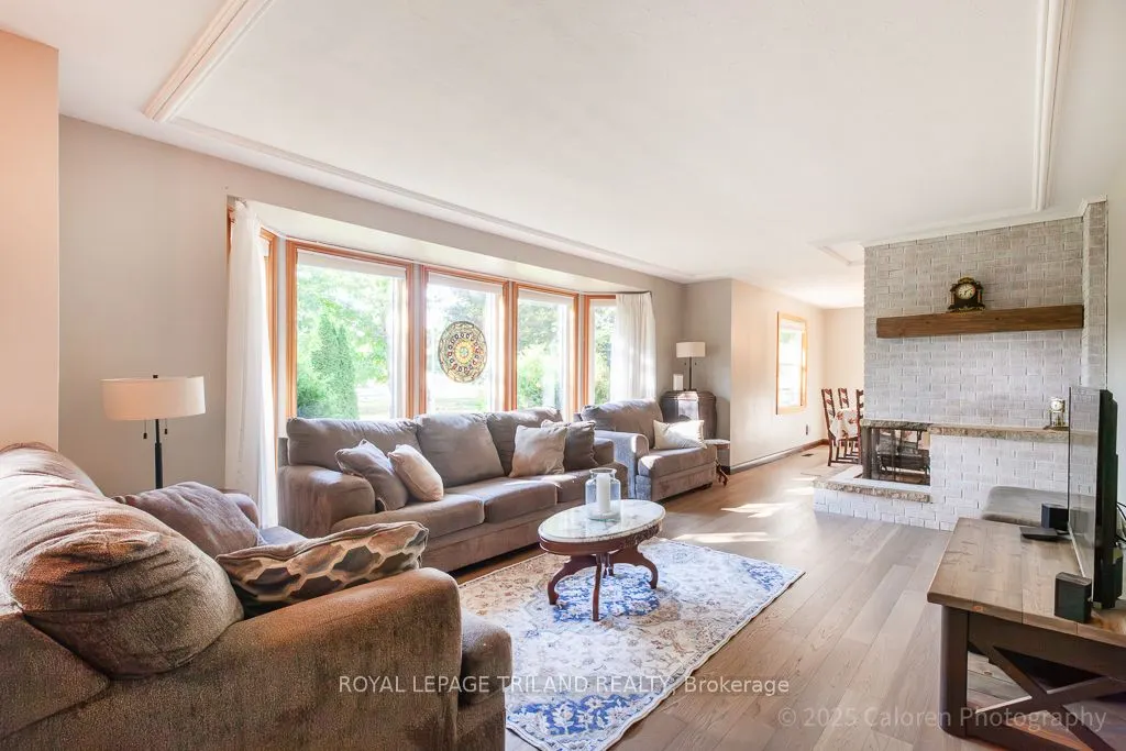 749 Commissioners Road W