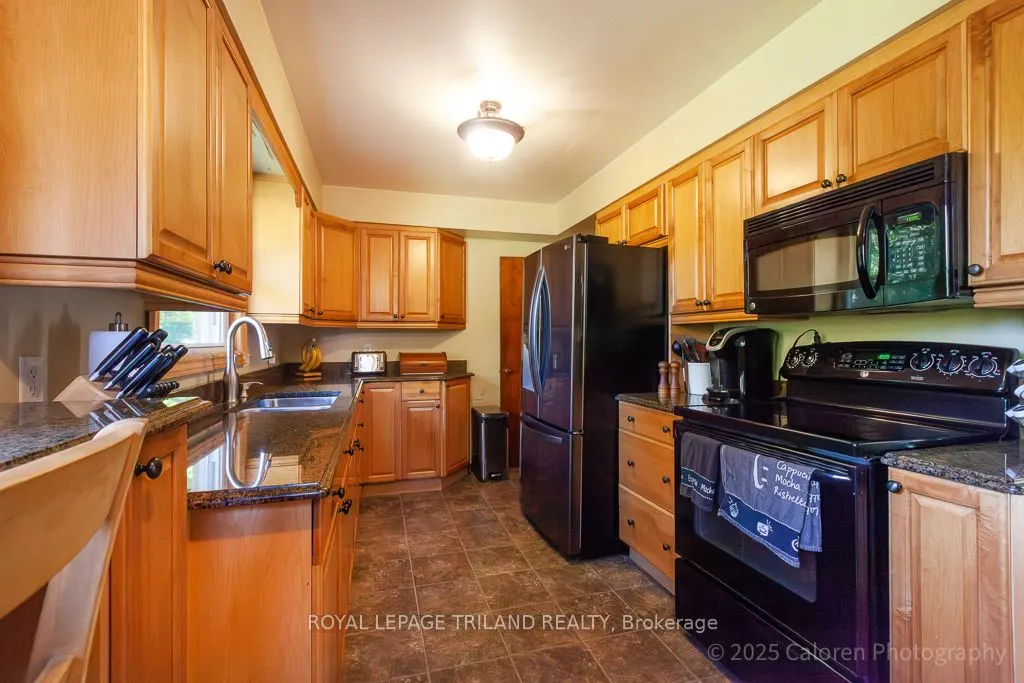749 Commissioners Road W