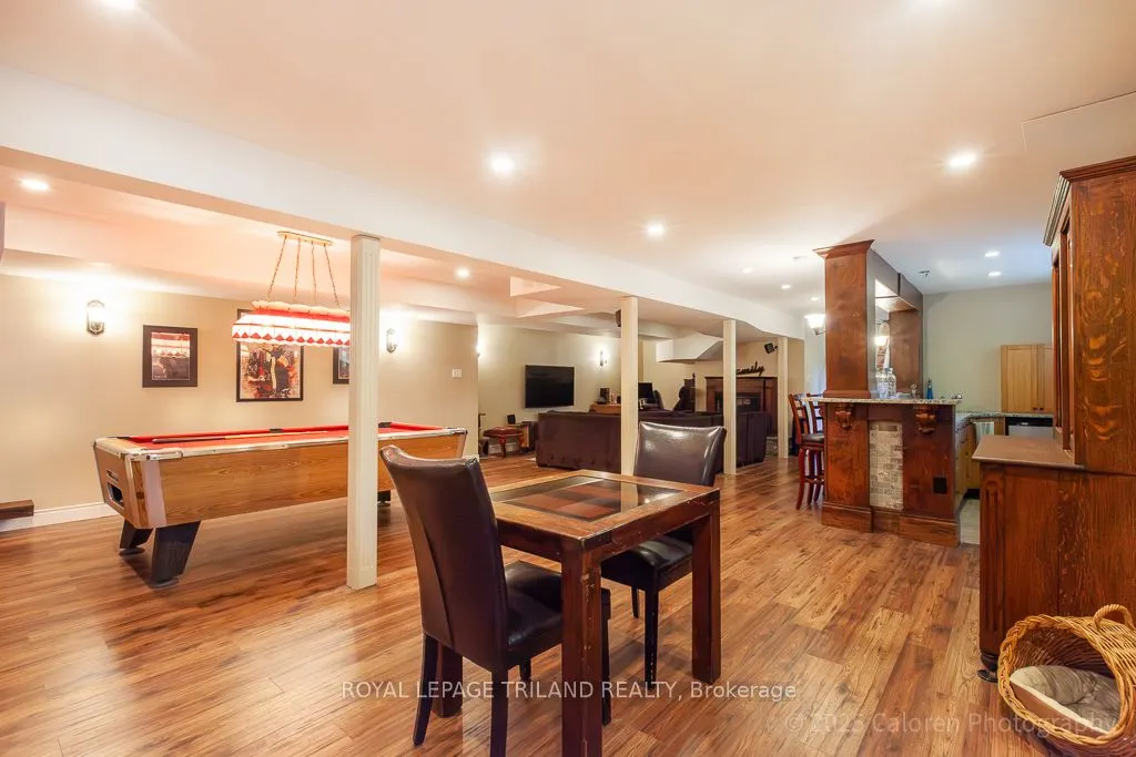 749 Commissioners Road W