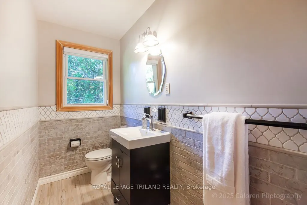 749 Commissioners Road W