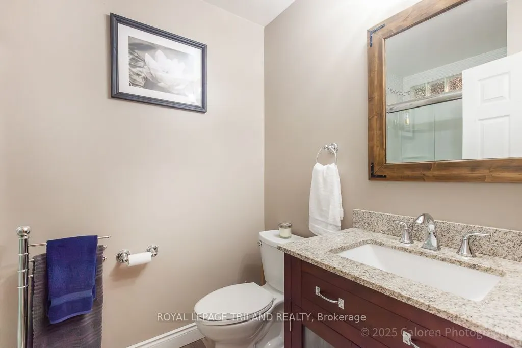 749 Commissioners Road W