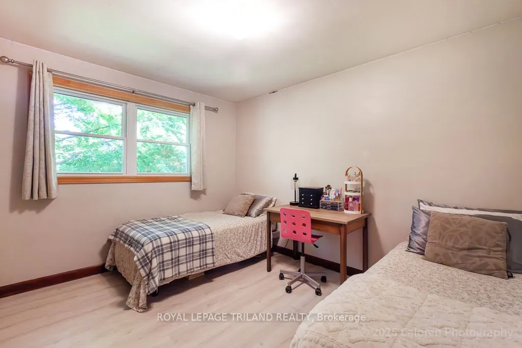 749 Commissioners Road W