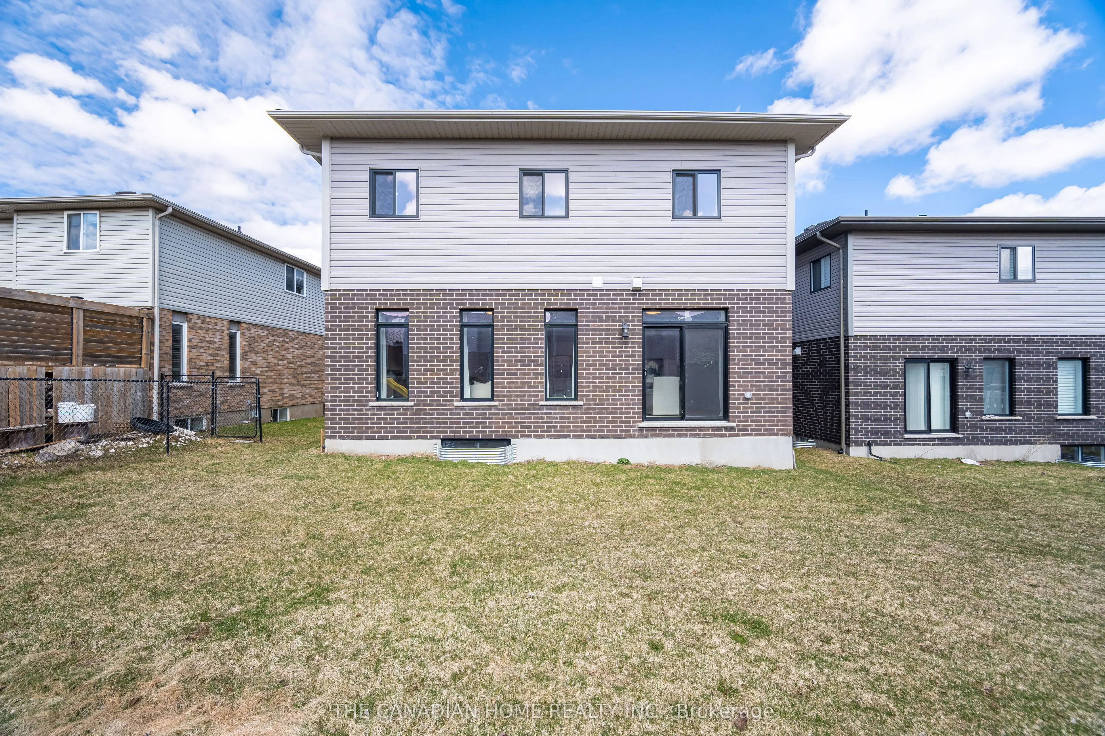 148 STARWOOD Drive