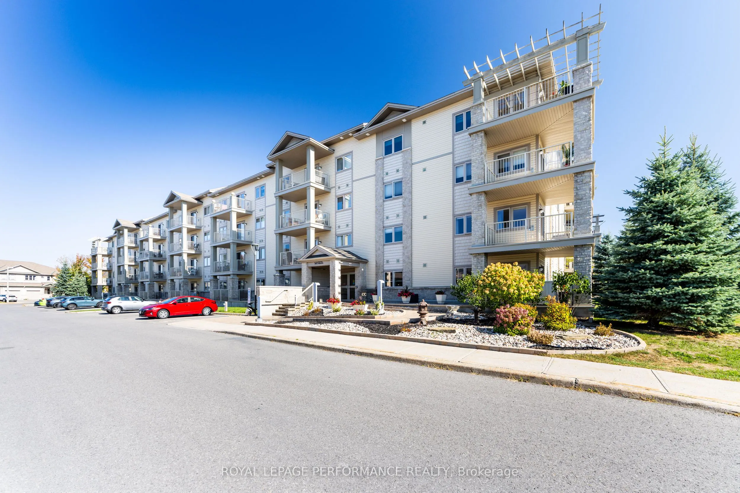 141 Potts Private, #211