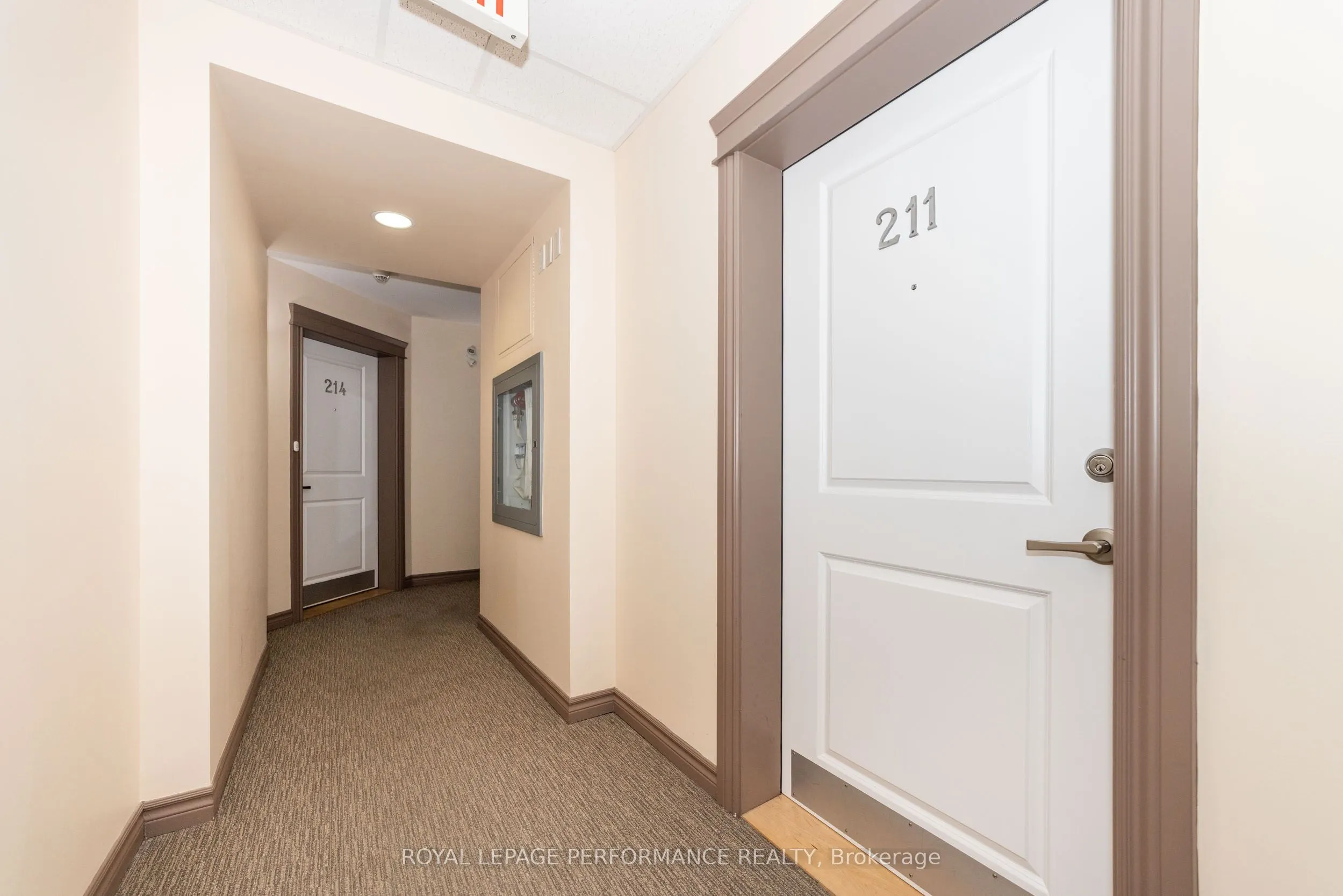 141 Potts Private, #211