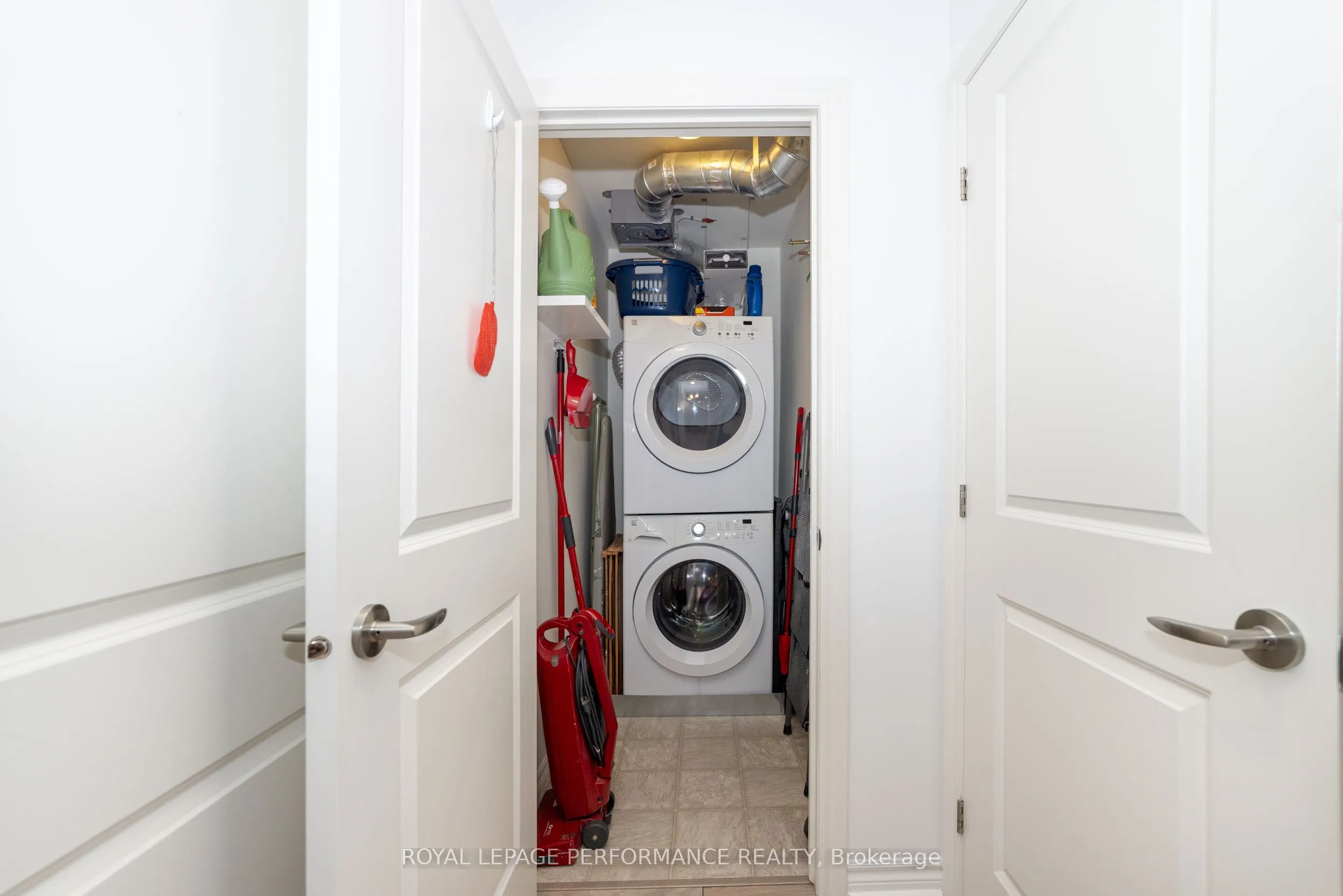 141 Potts Private, #211