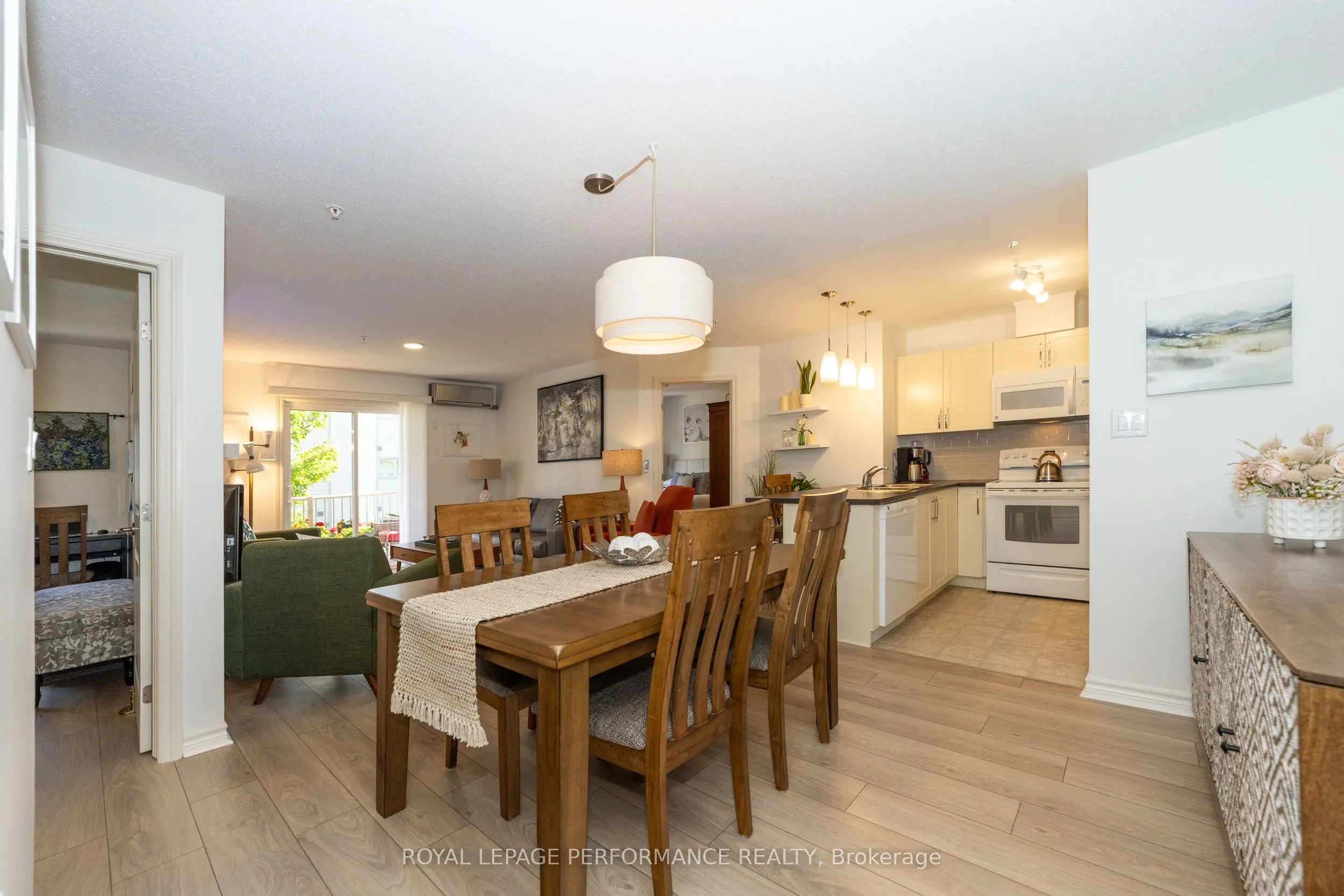 141 Potts Private, #211