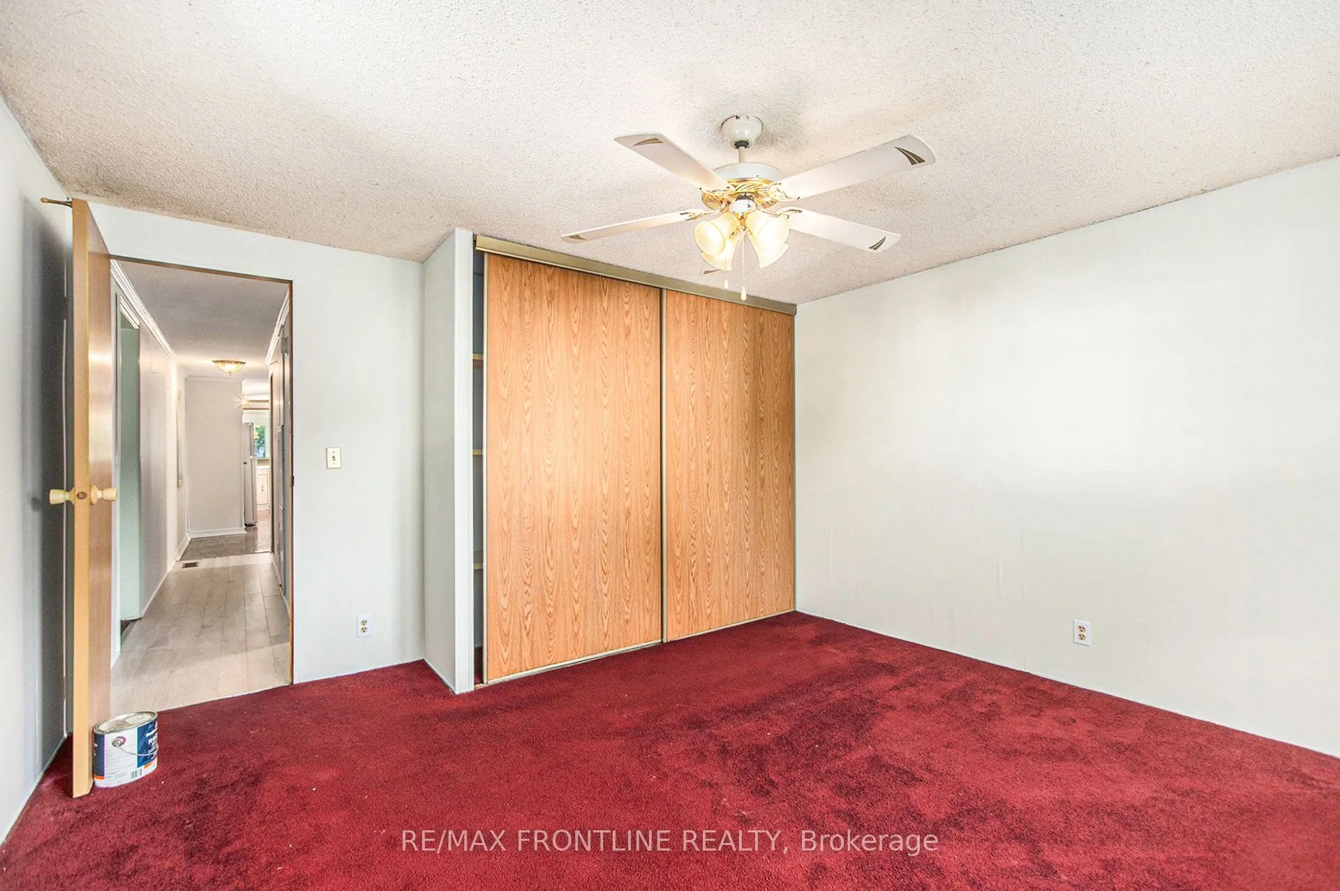 313 Acacia Road