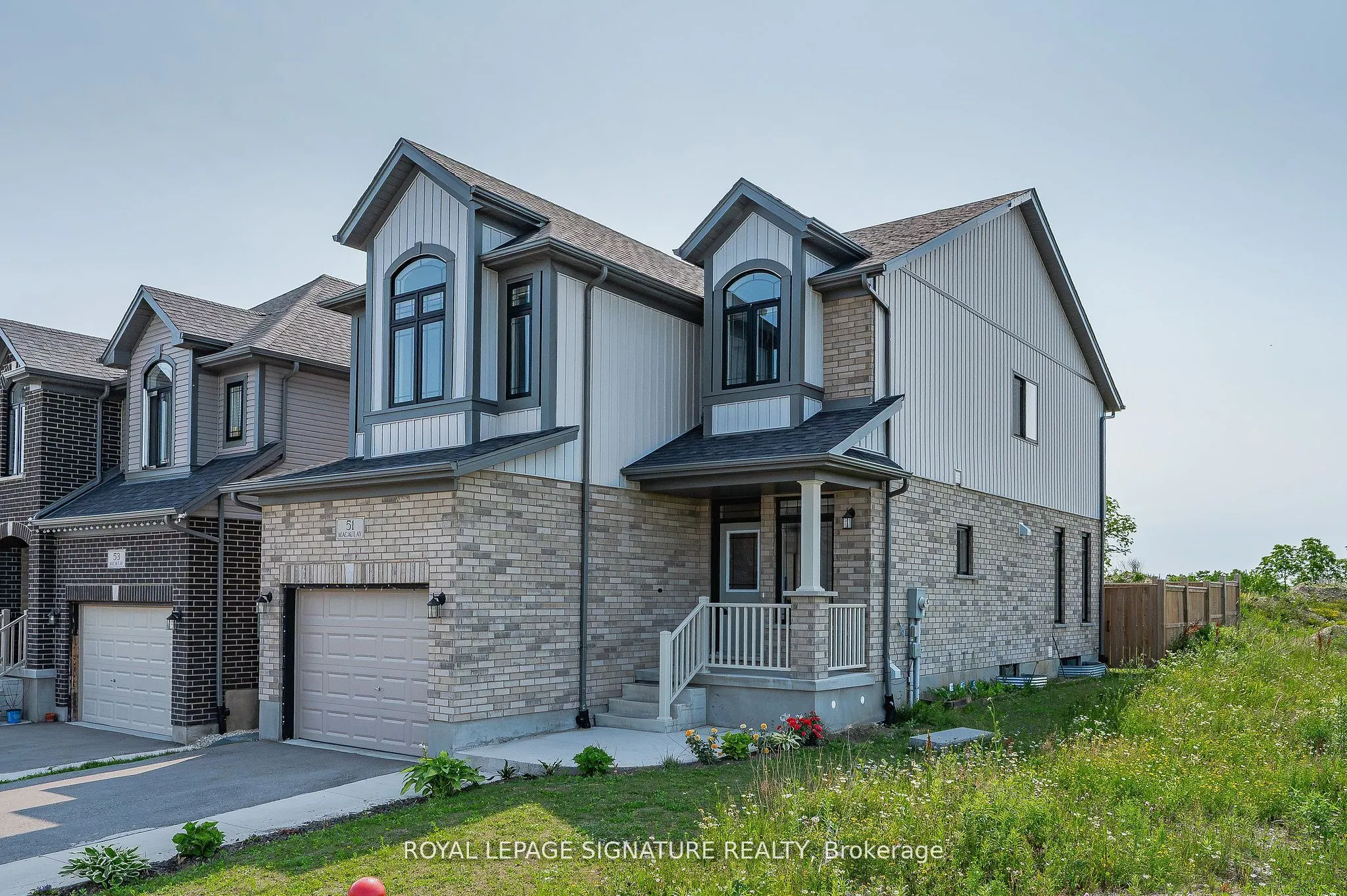 51 Macaulay Street