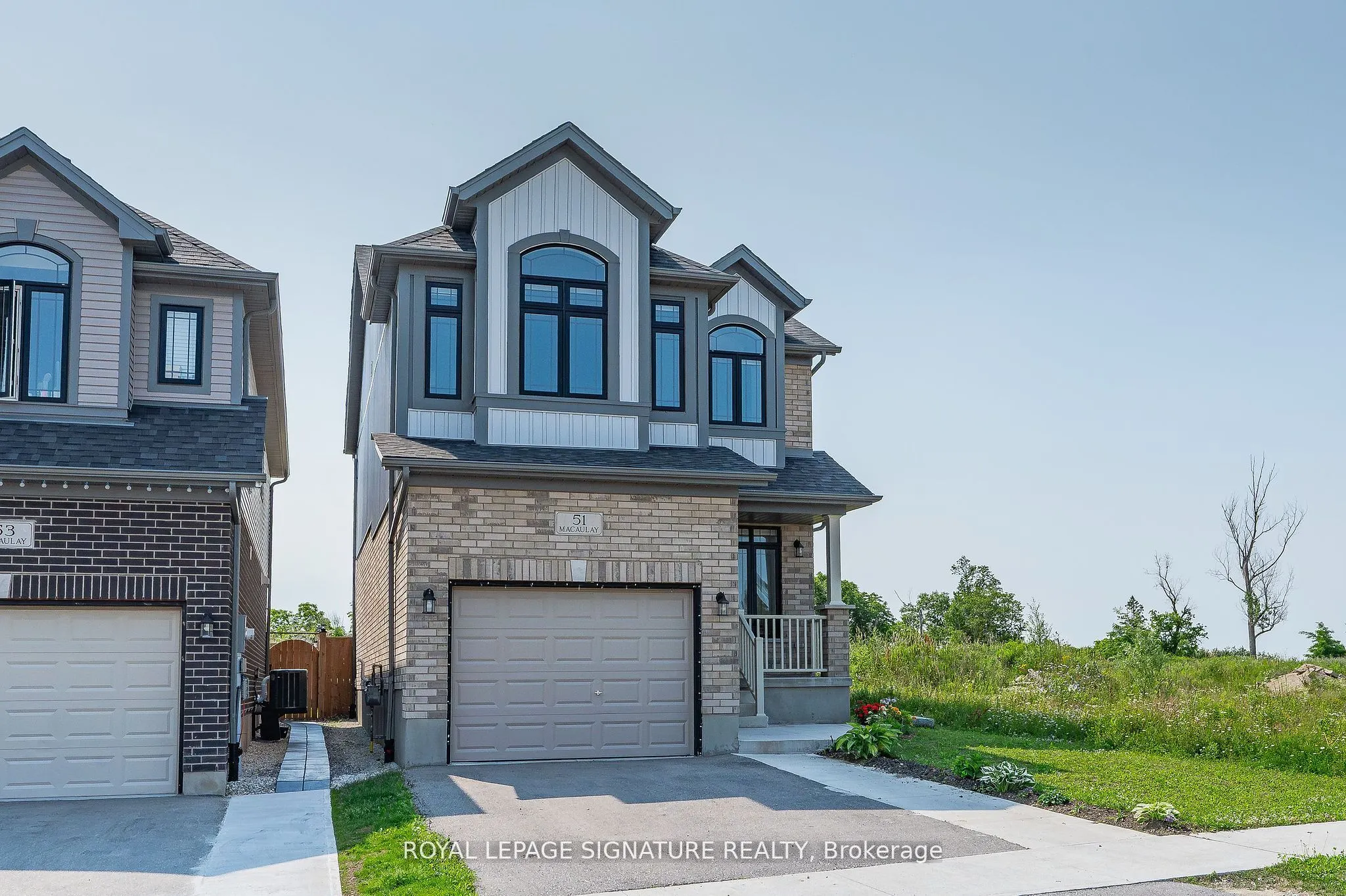 51 Macaulay Street