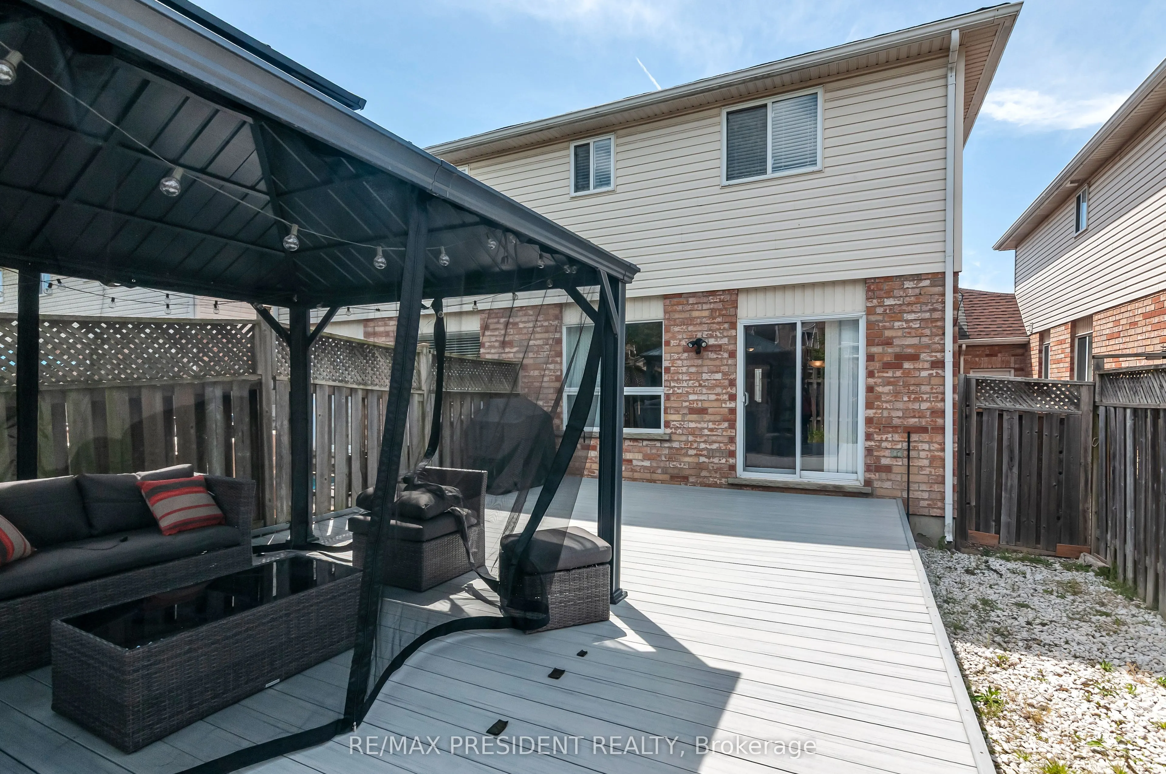 31 Chester Drive N