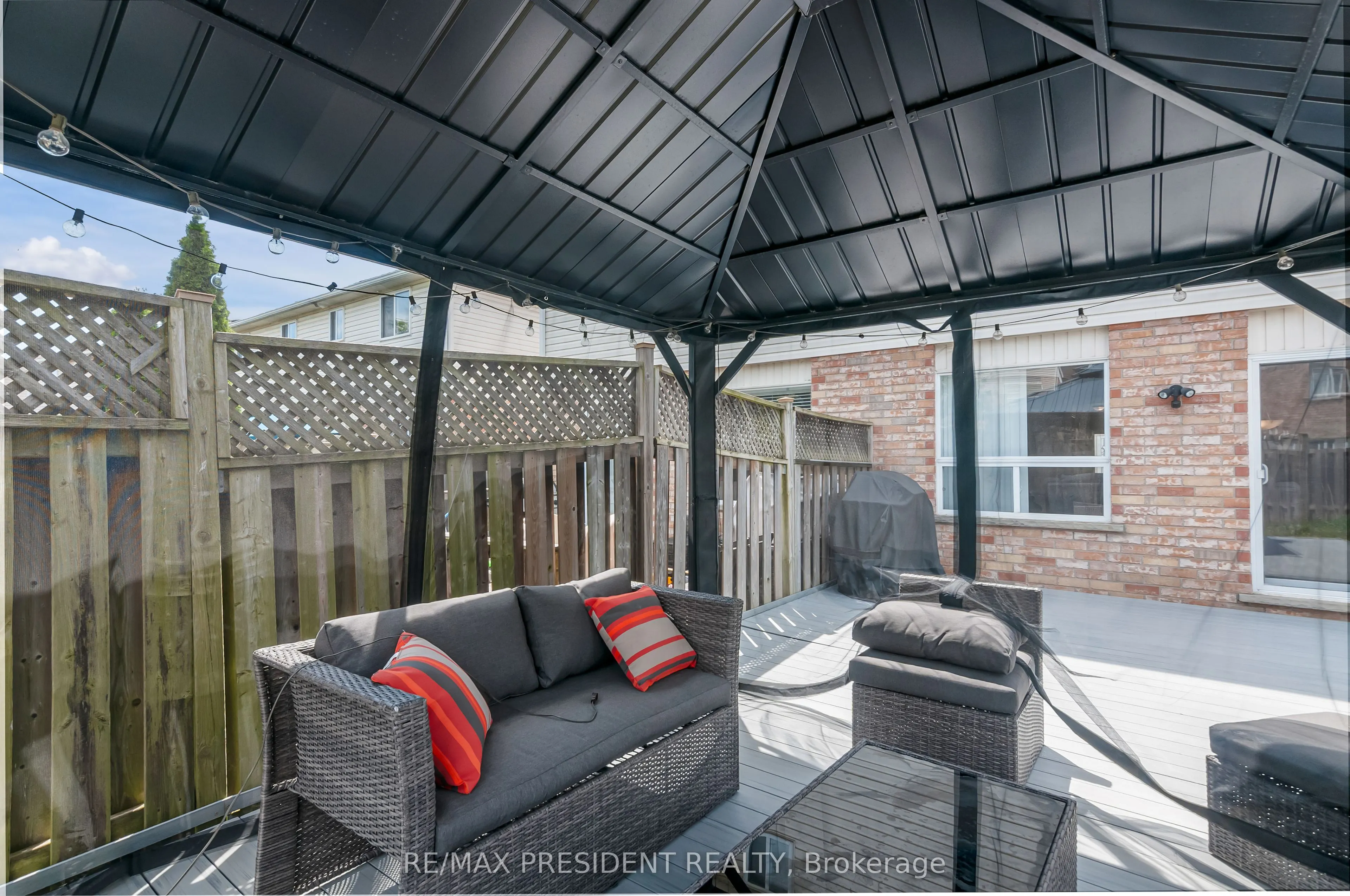 31 Chester Drive N