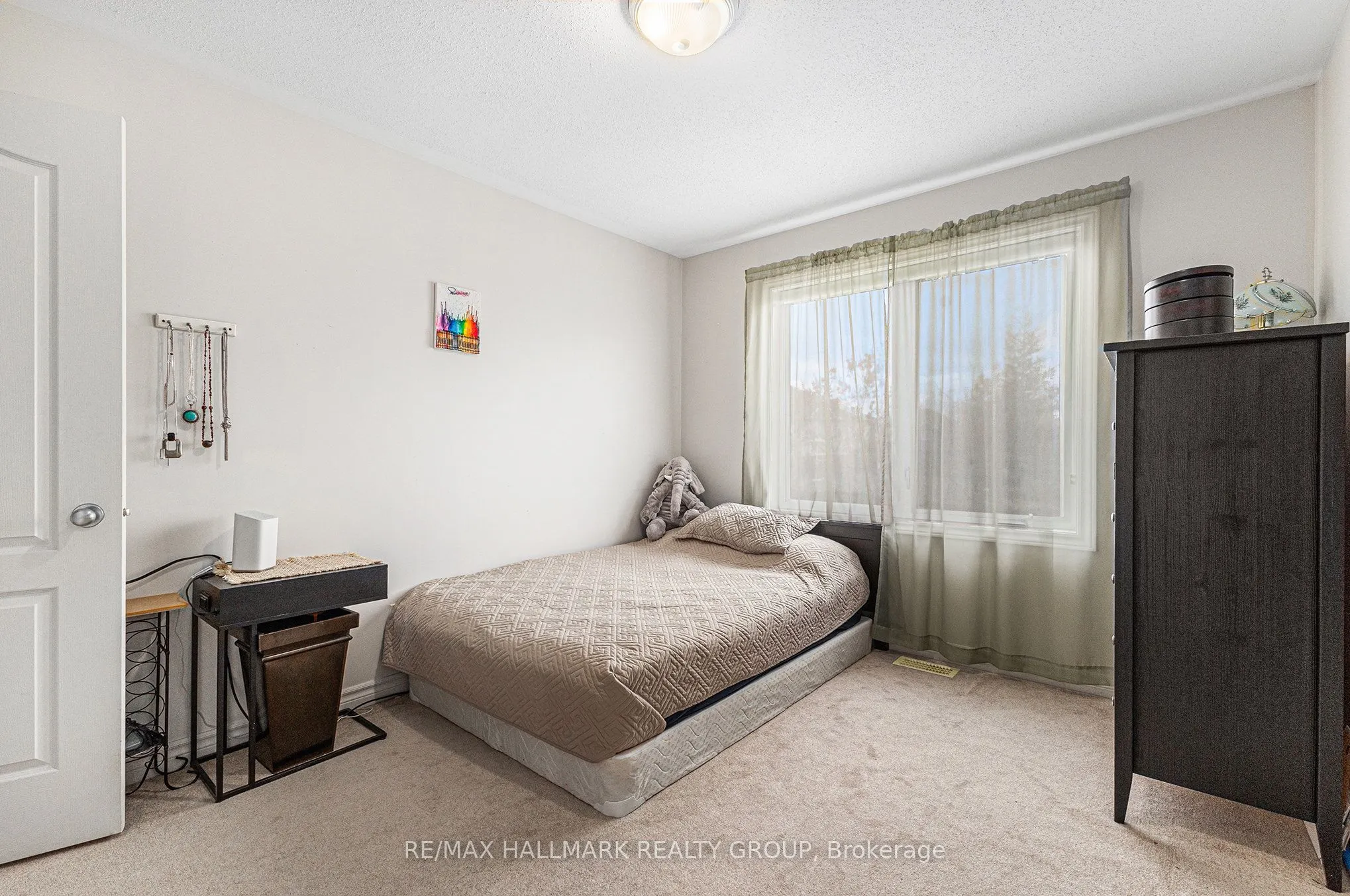 4220 KELLY FARM Drive