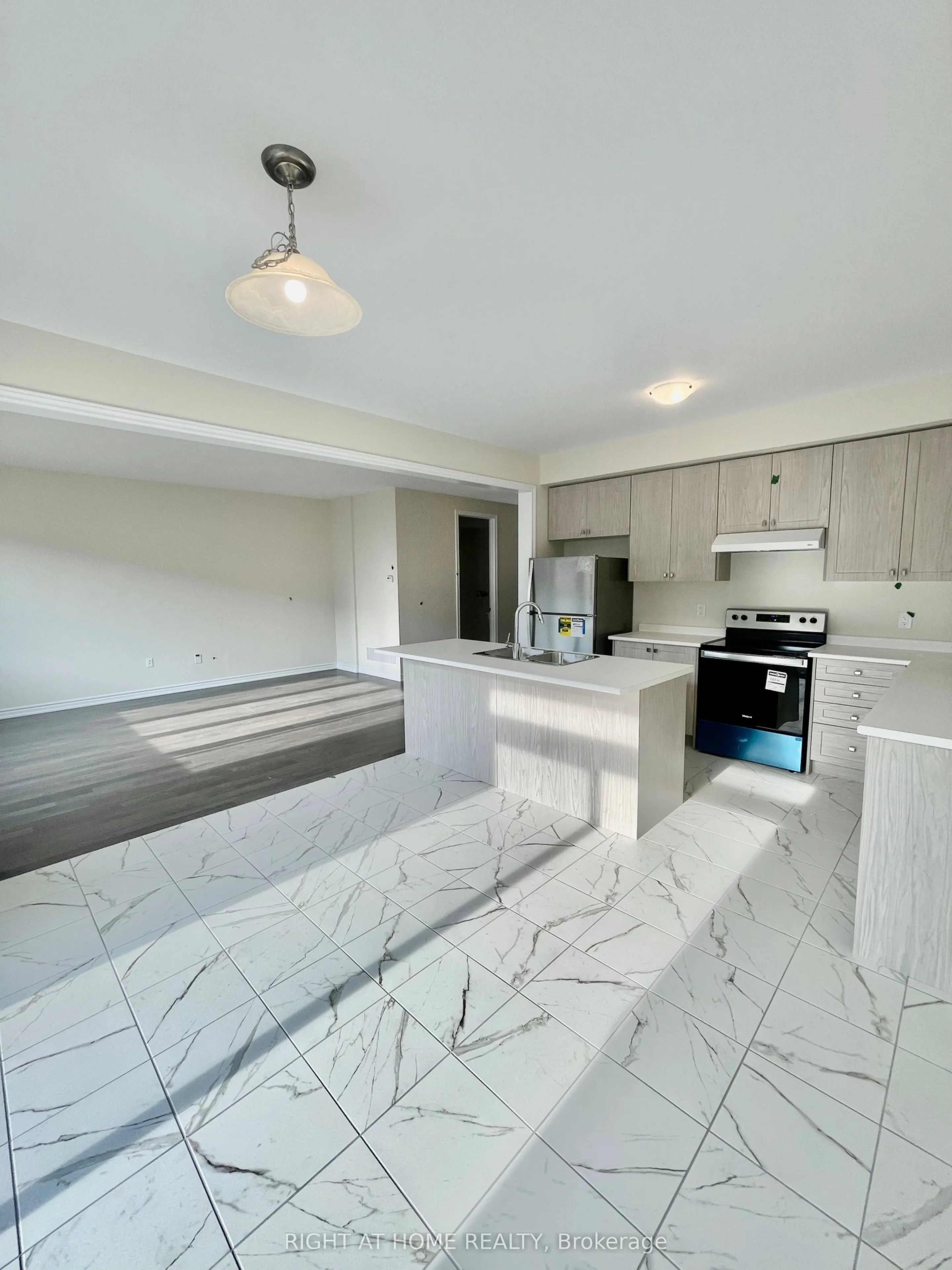 409 Barker Parkway