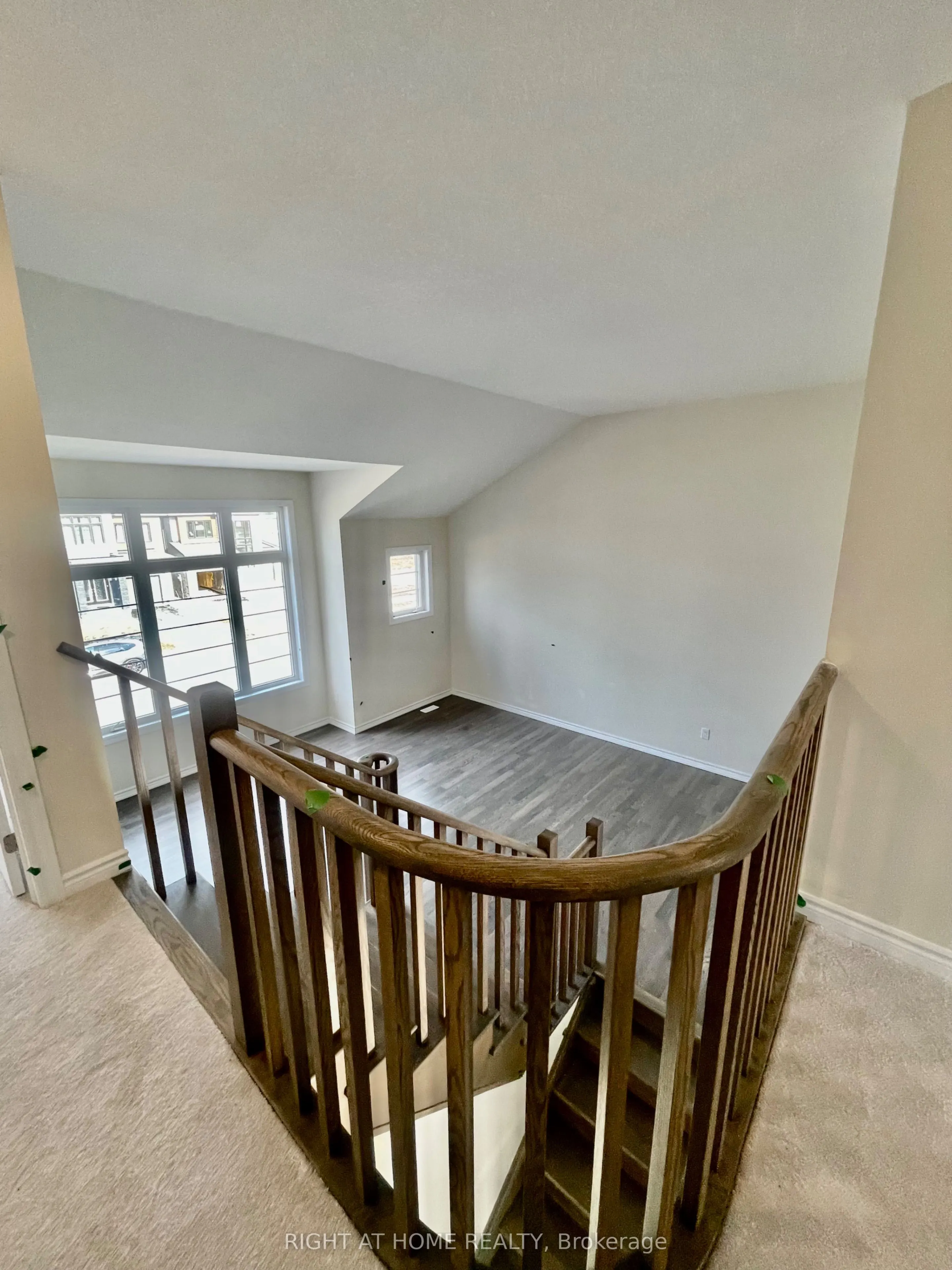 409 Barker Parkway