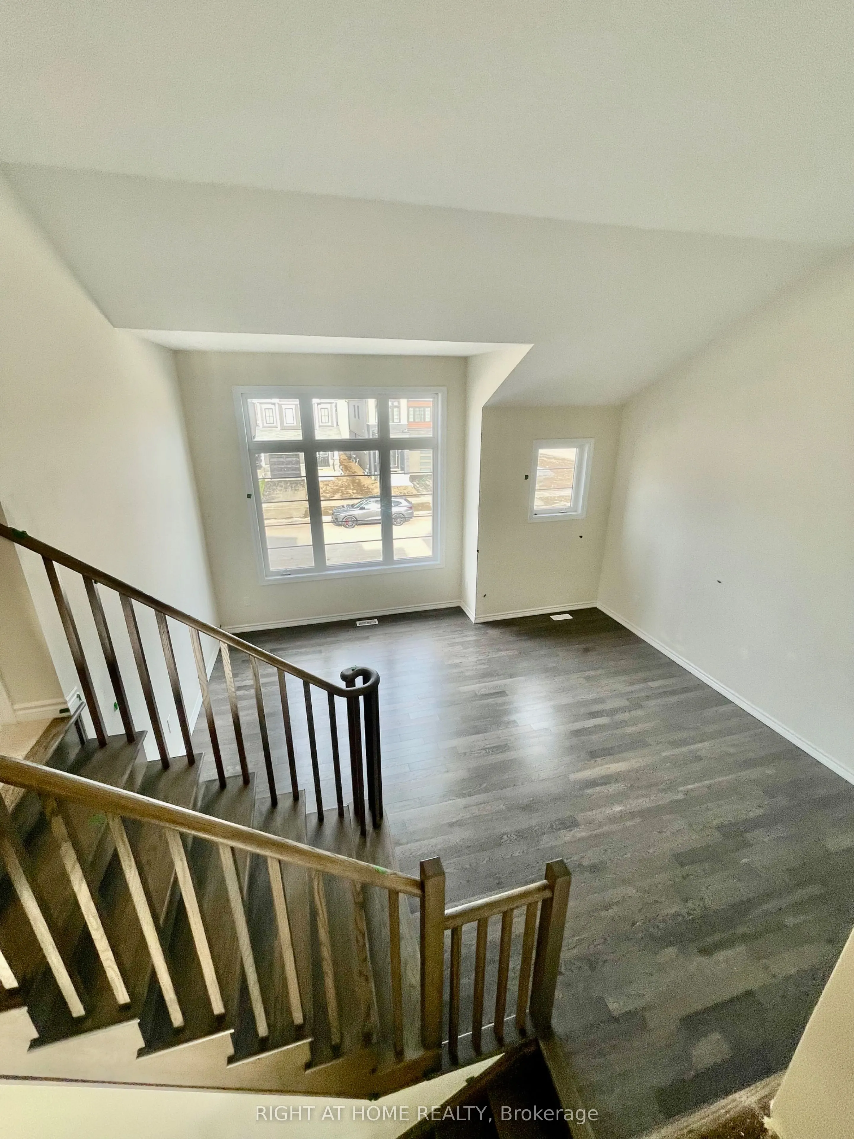 409 Barker Parkway