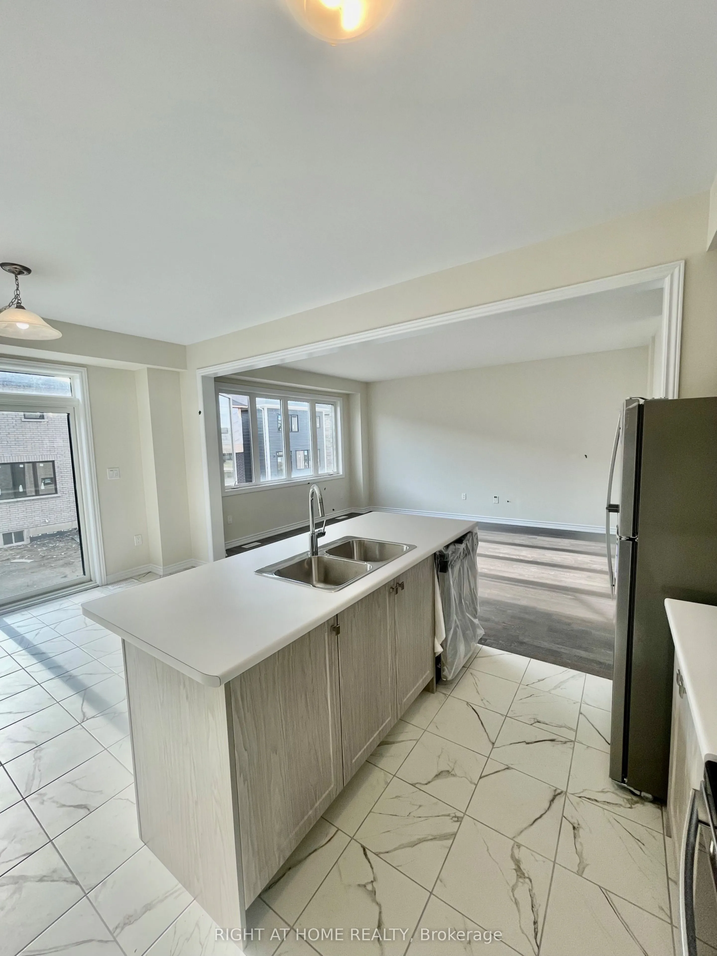 409 Barker Parkway