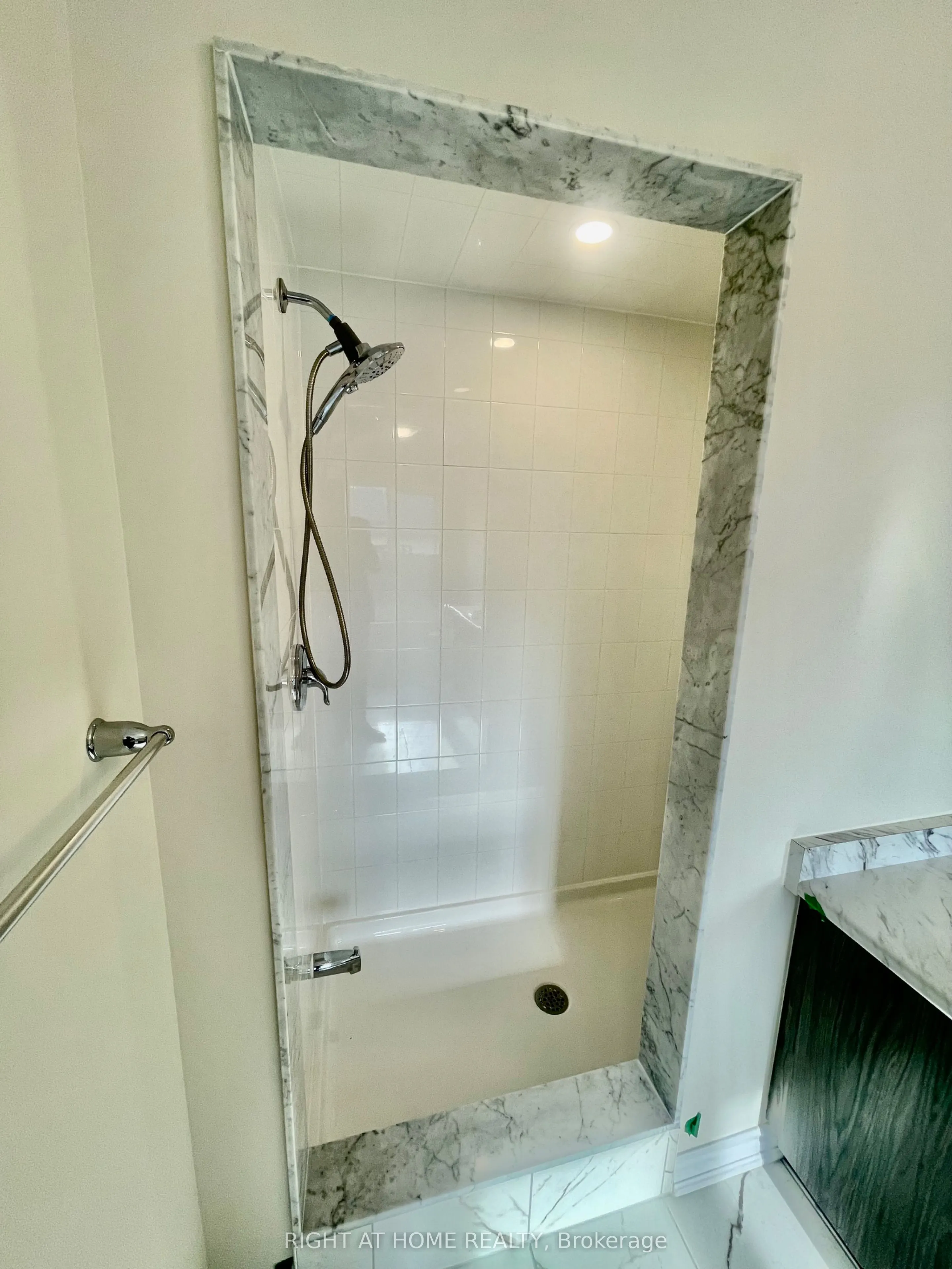 409 Barker Parkway