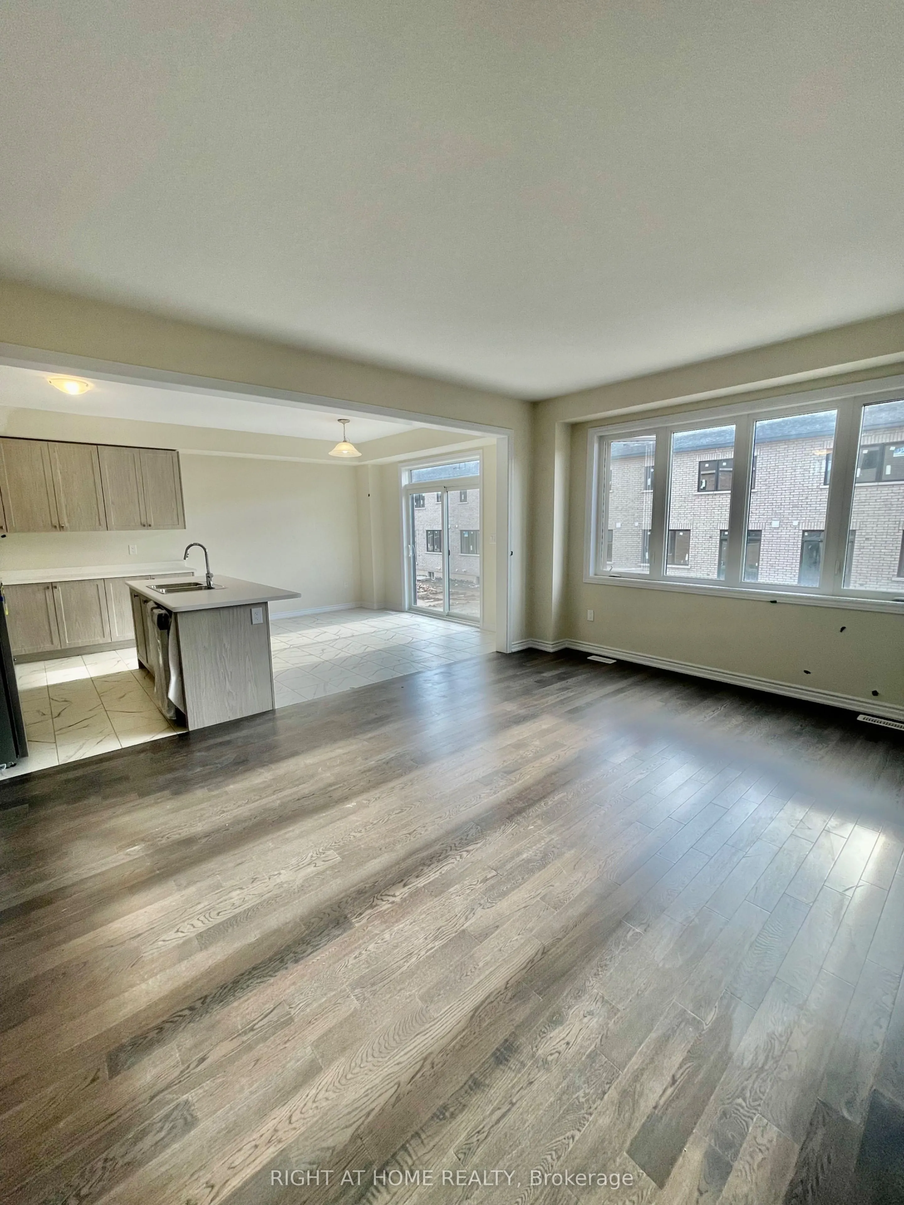 409 Barker Parkway