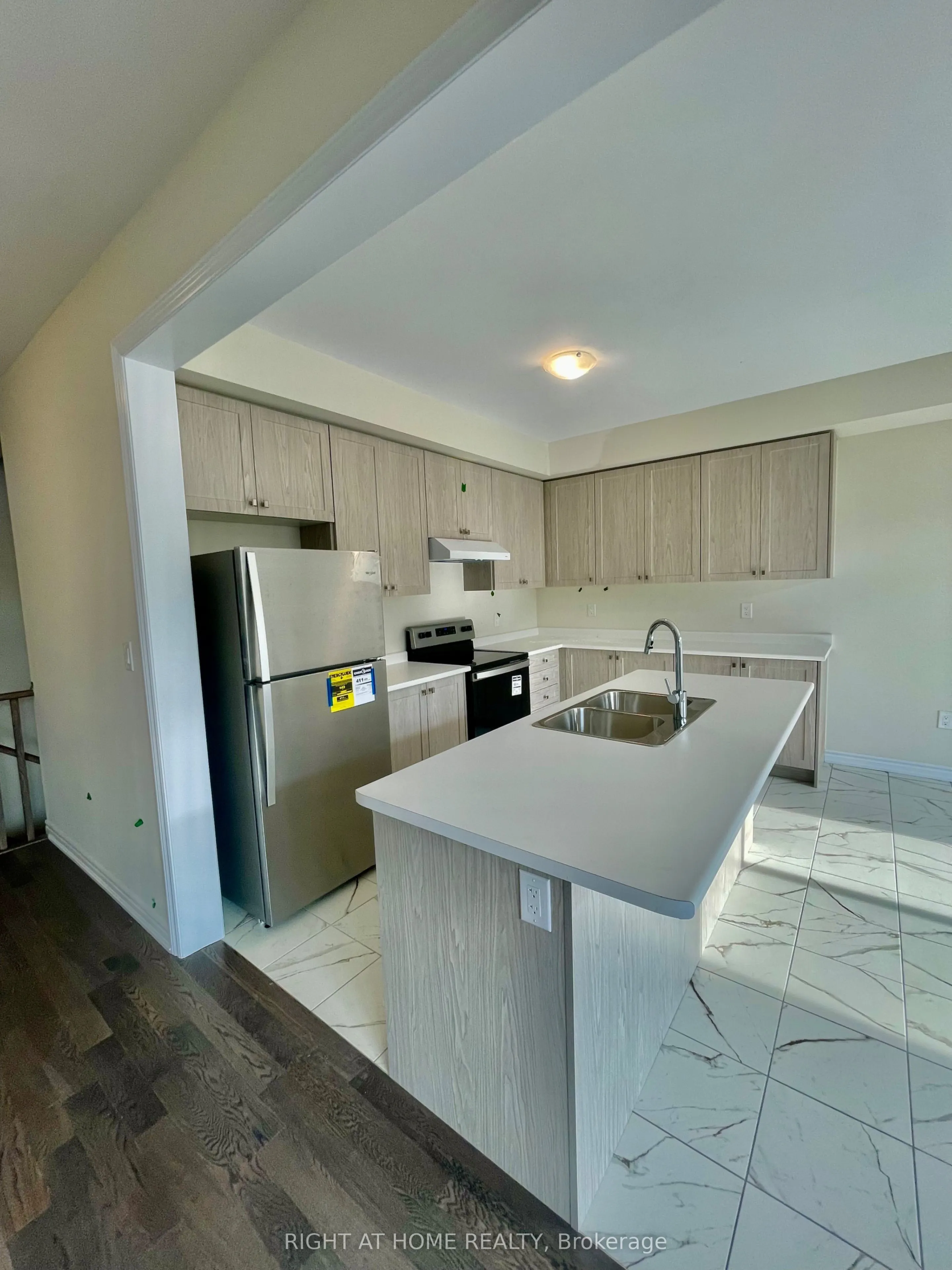 409 Barker Parkway