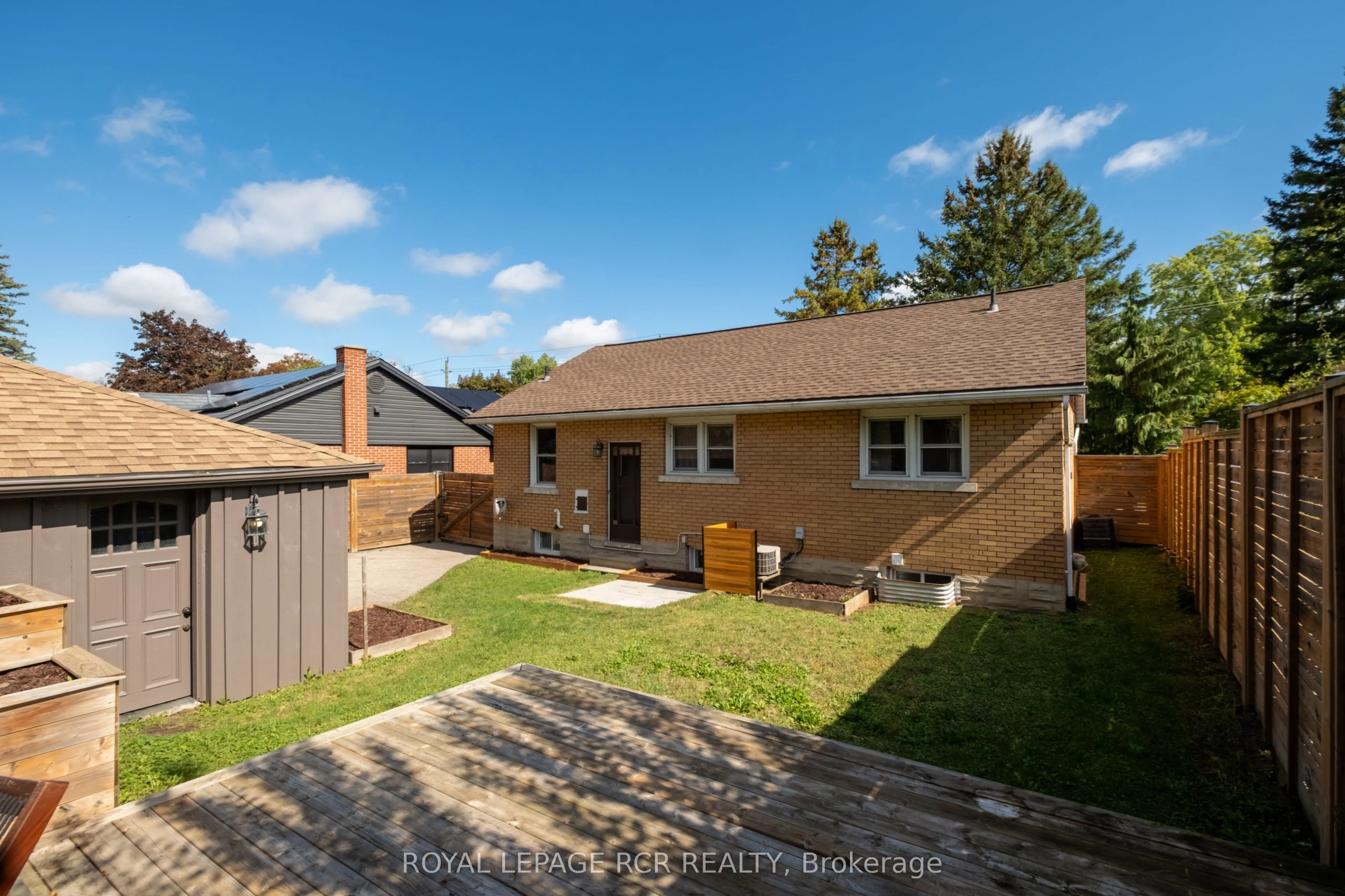 85 Ellis Crescent S