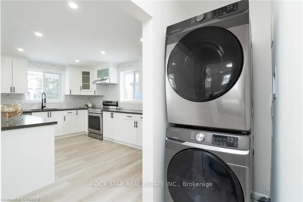 136 Grand Street, #Main Fl