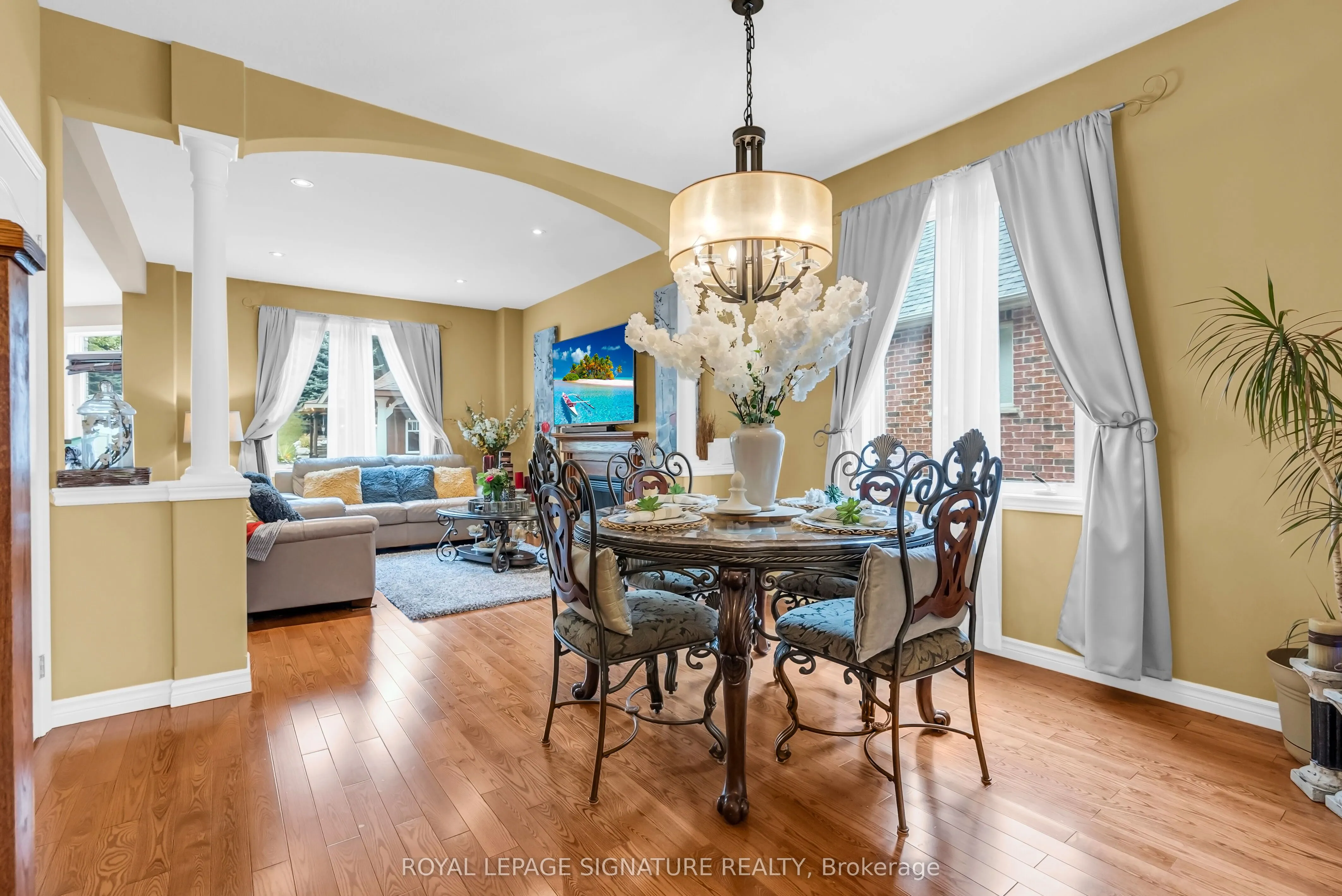 26 Frasson Drive
