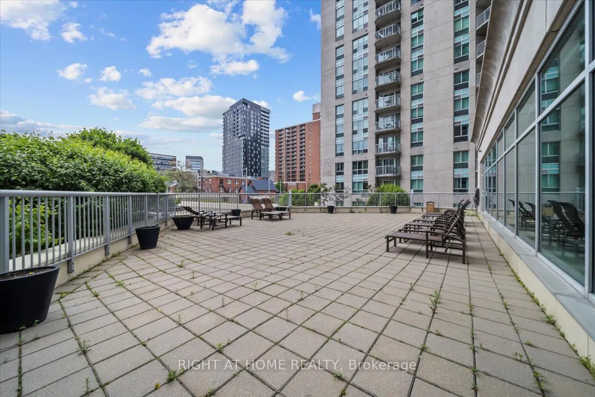 234 RIDEAU Street, #2010