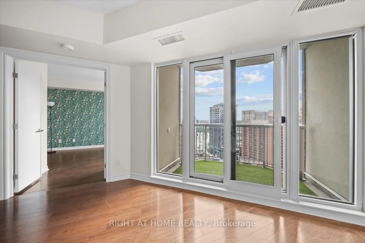 234 RIDEAU Street, #2010