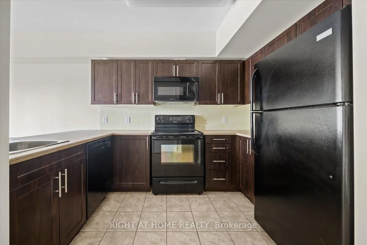 234 RIDEAU Street, #2010