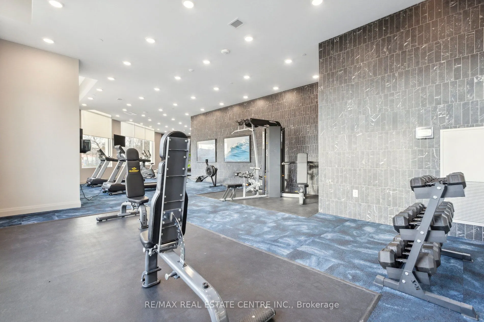 71 Wyndham Street S, #602
