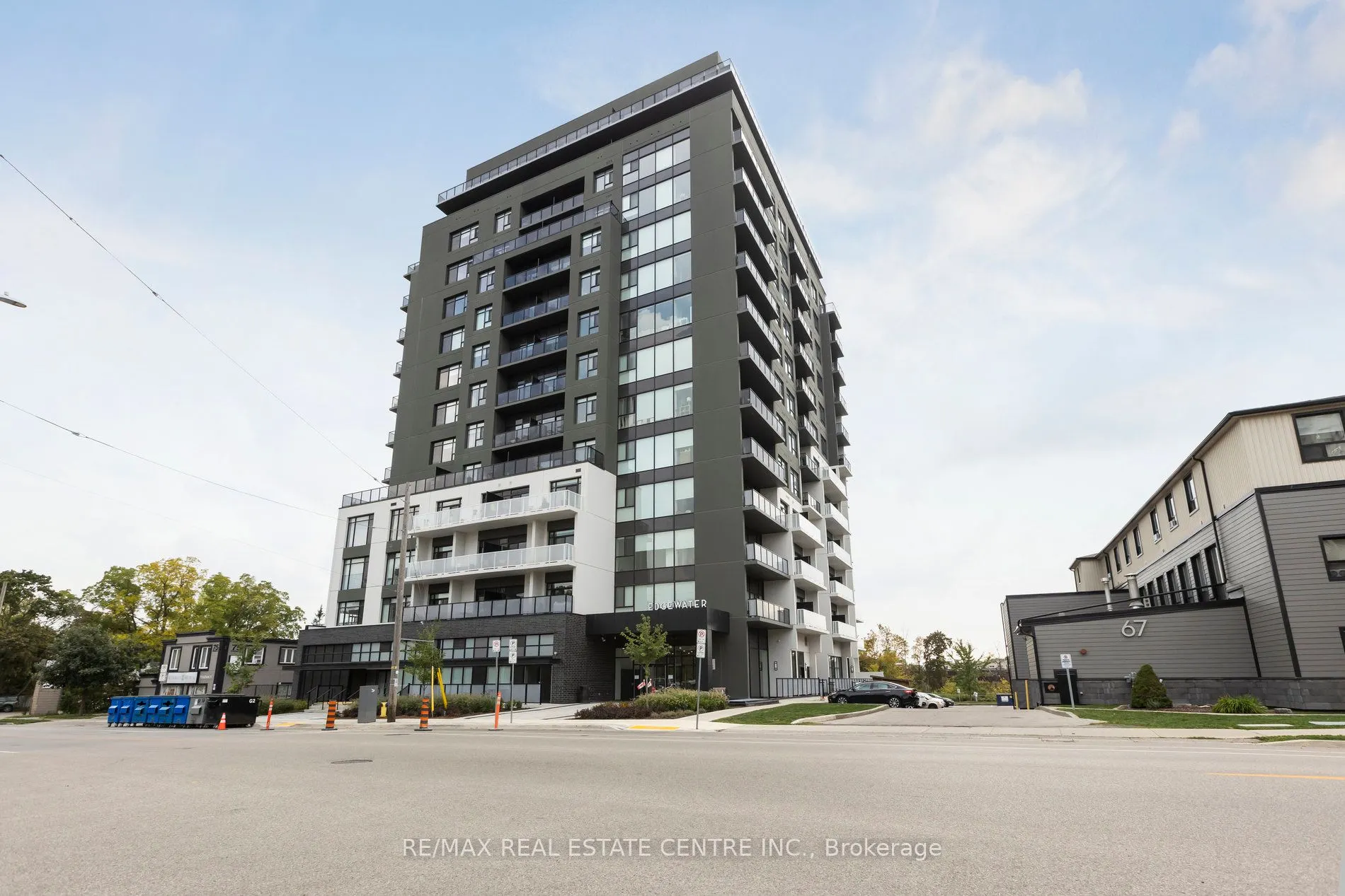 71 Wyndham Street S, #602