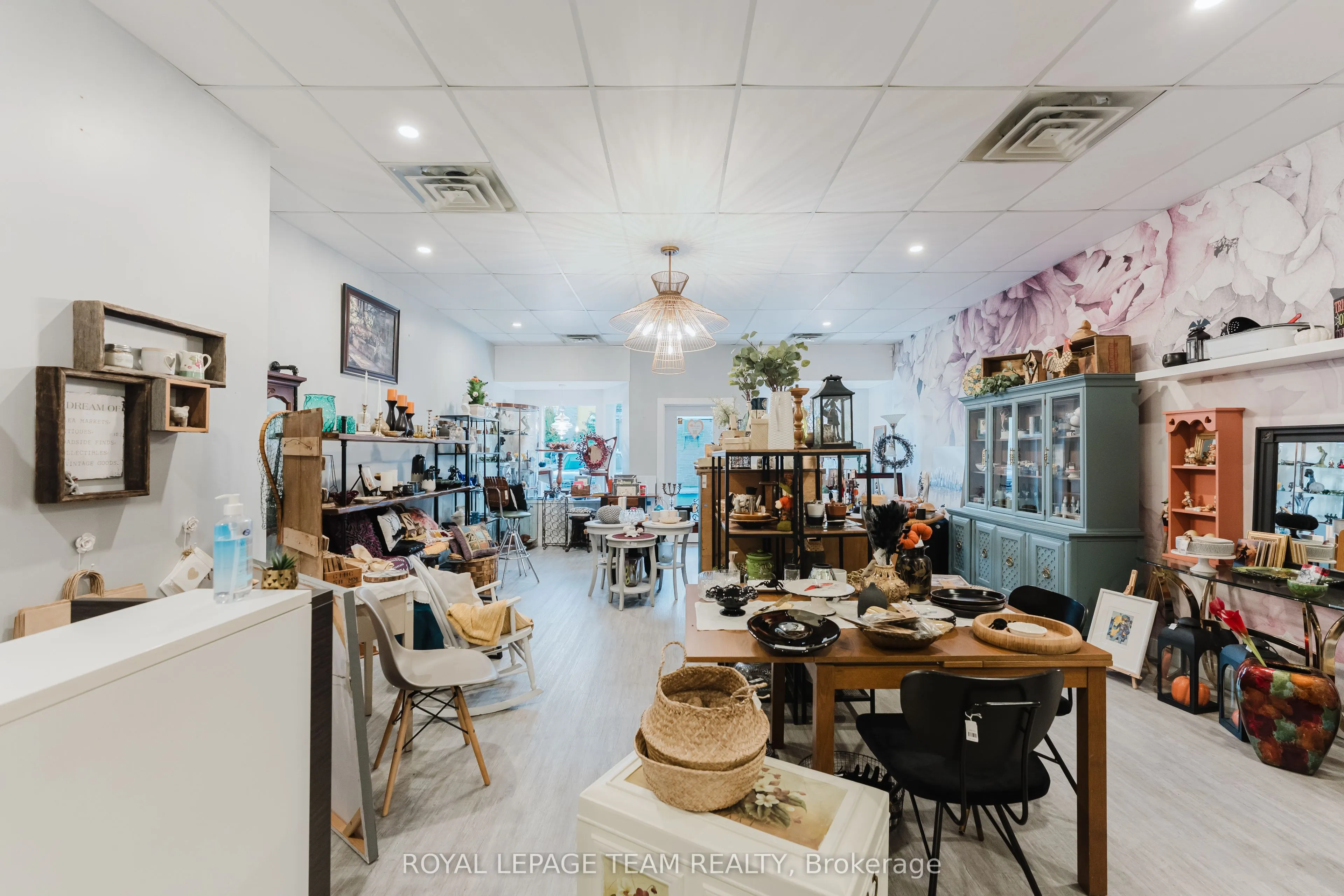 75 Elgin Street W, #Unit 7