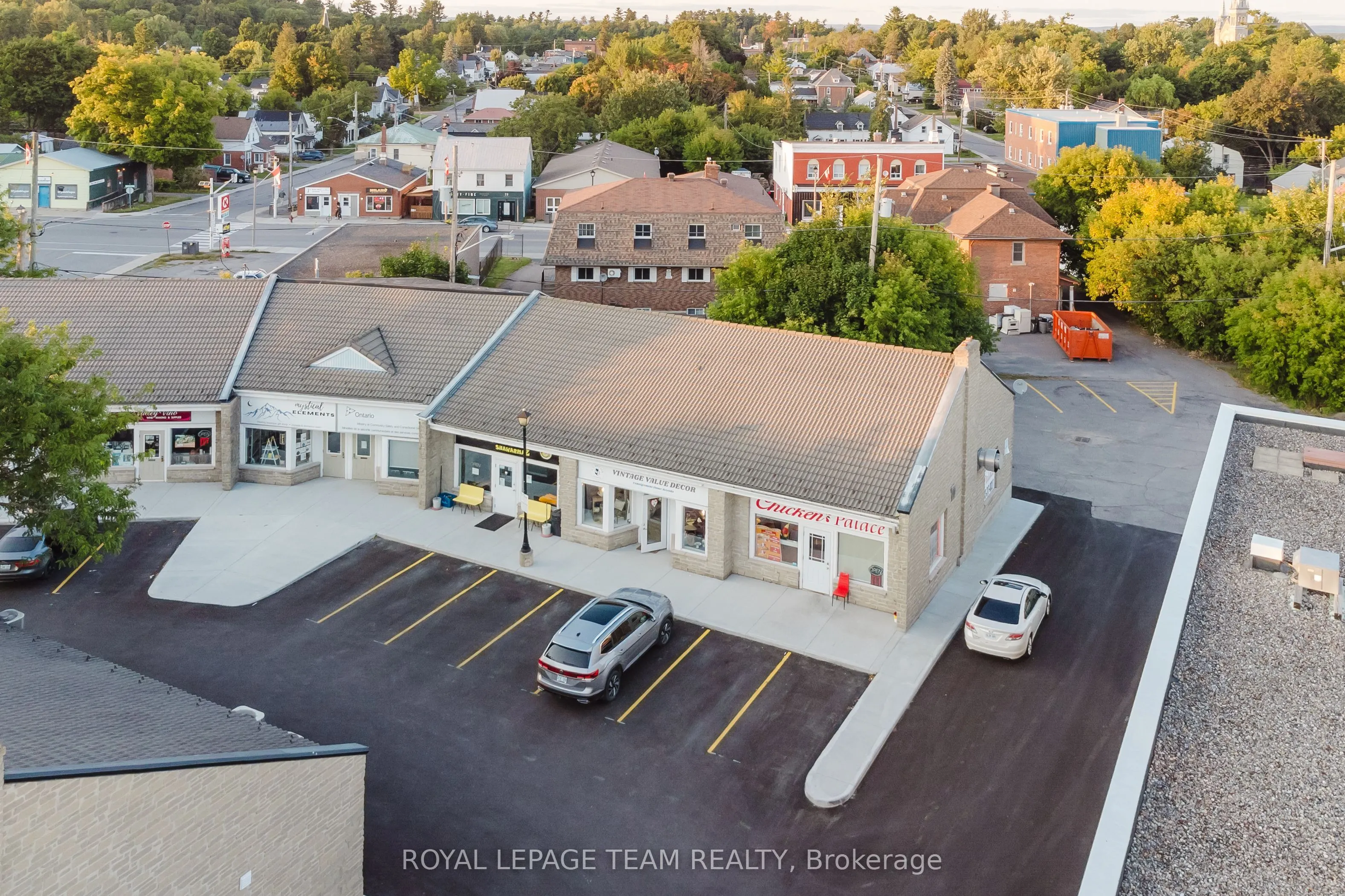 75 Elgin Street W, #Unit 7