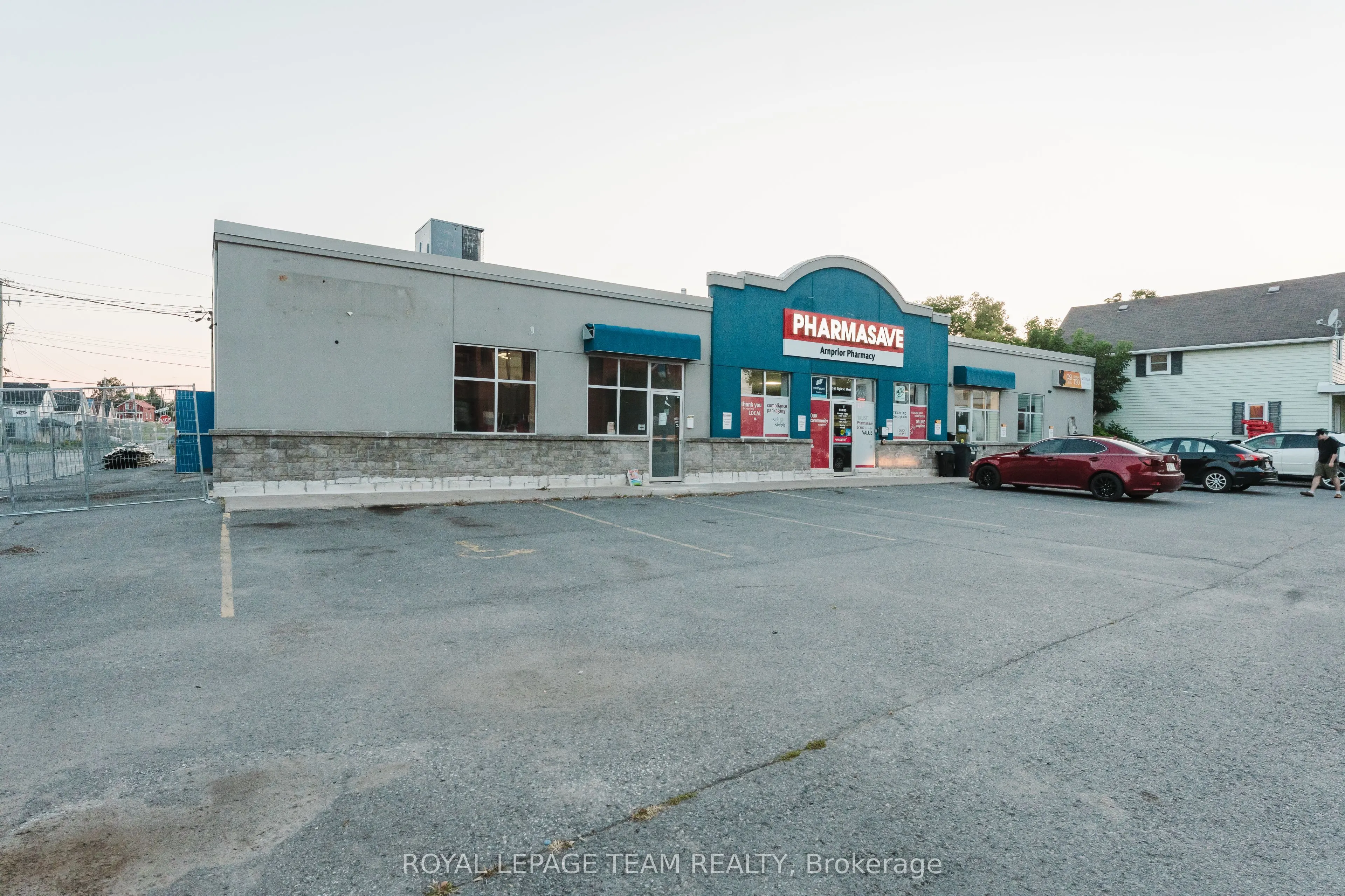 104 Elgin Street W, #Unit 3
